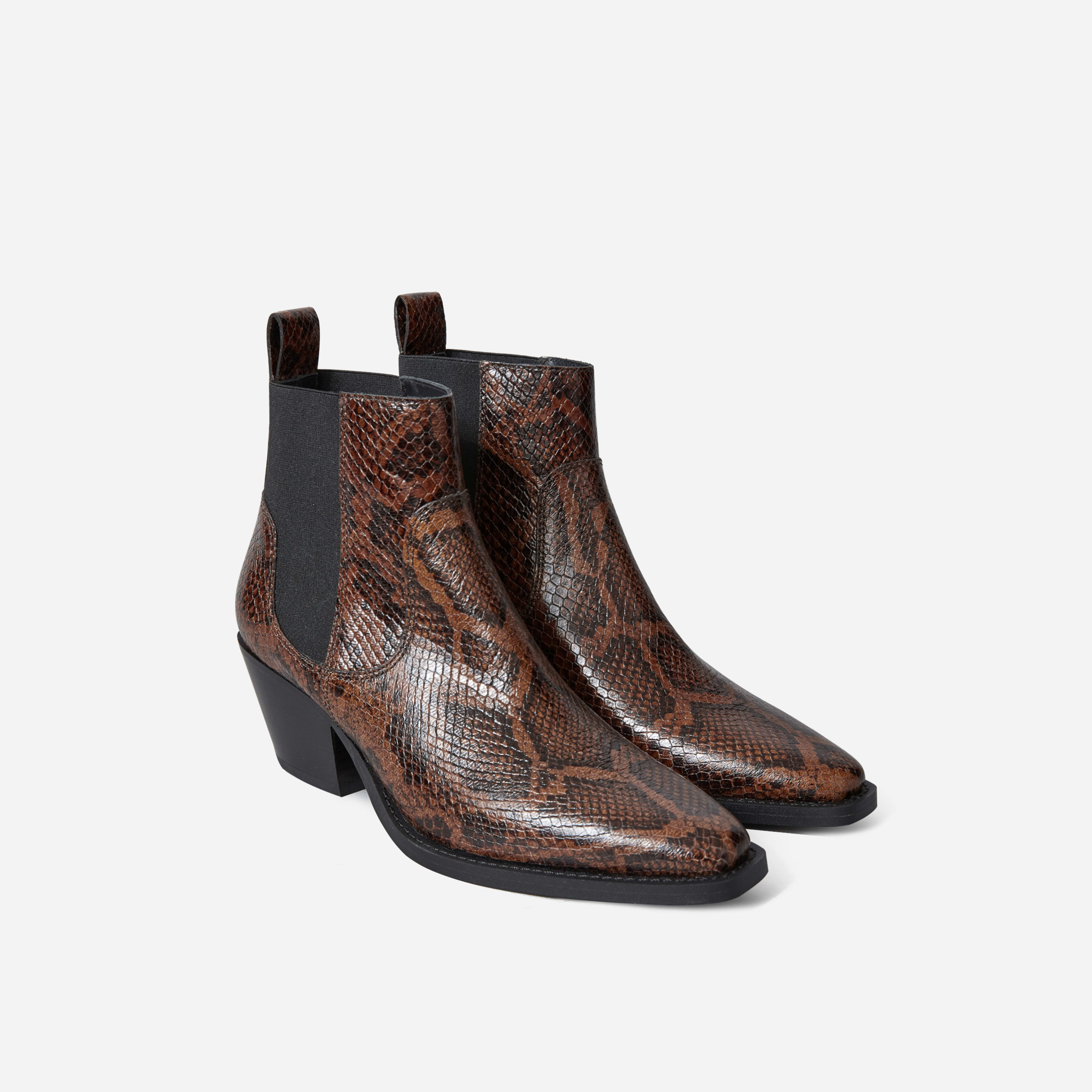 The Western Boot Brown / Black – Everlane