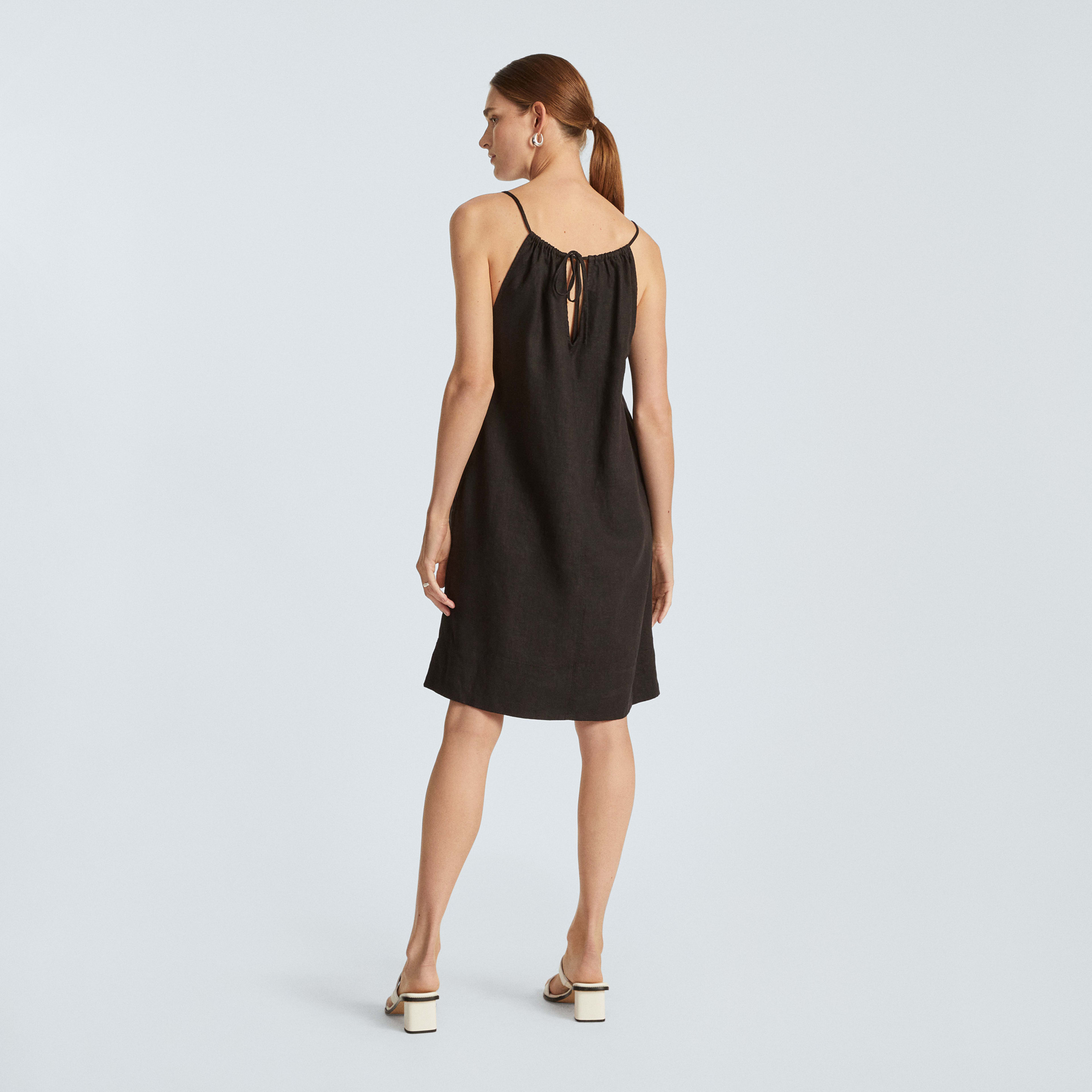 The Linen Apron Dress Black Everlane