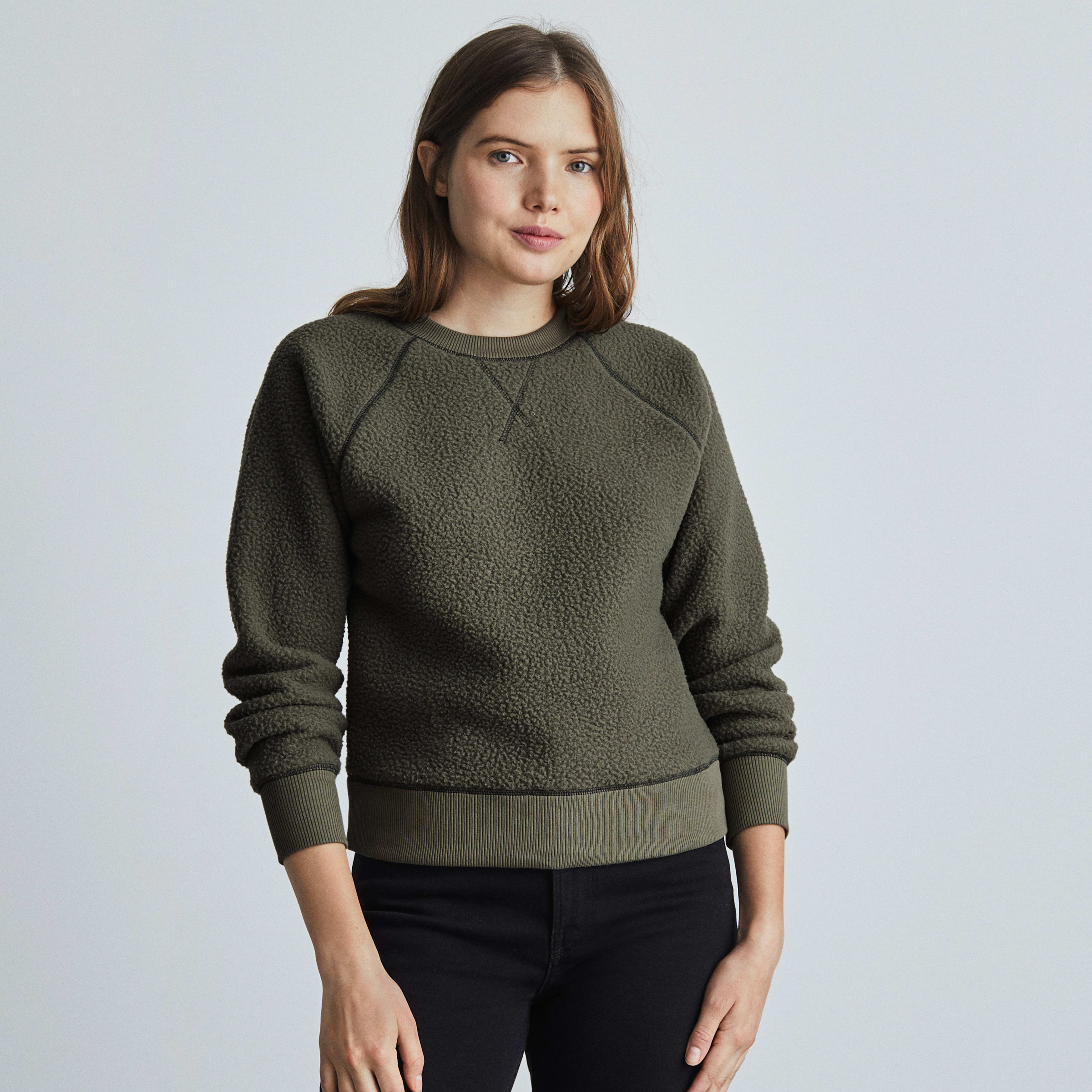 the renew fleece raglan sweatshirt