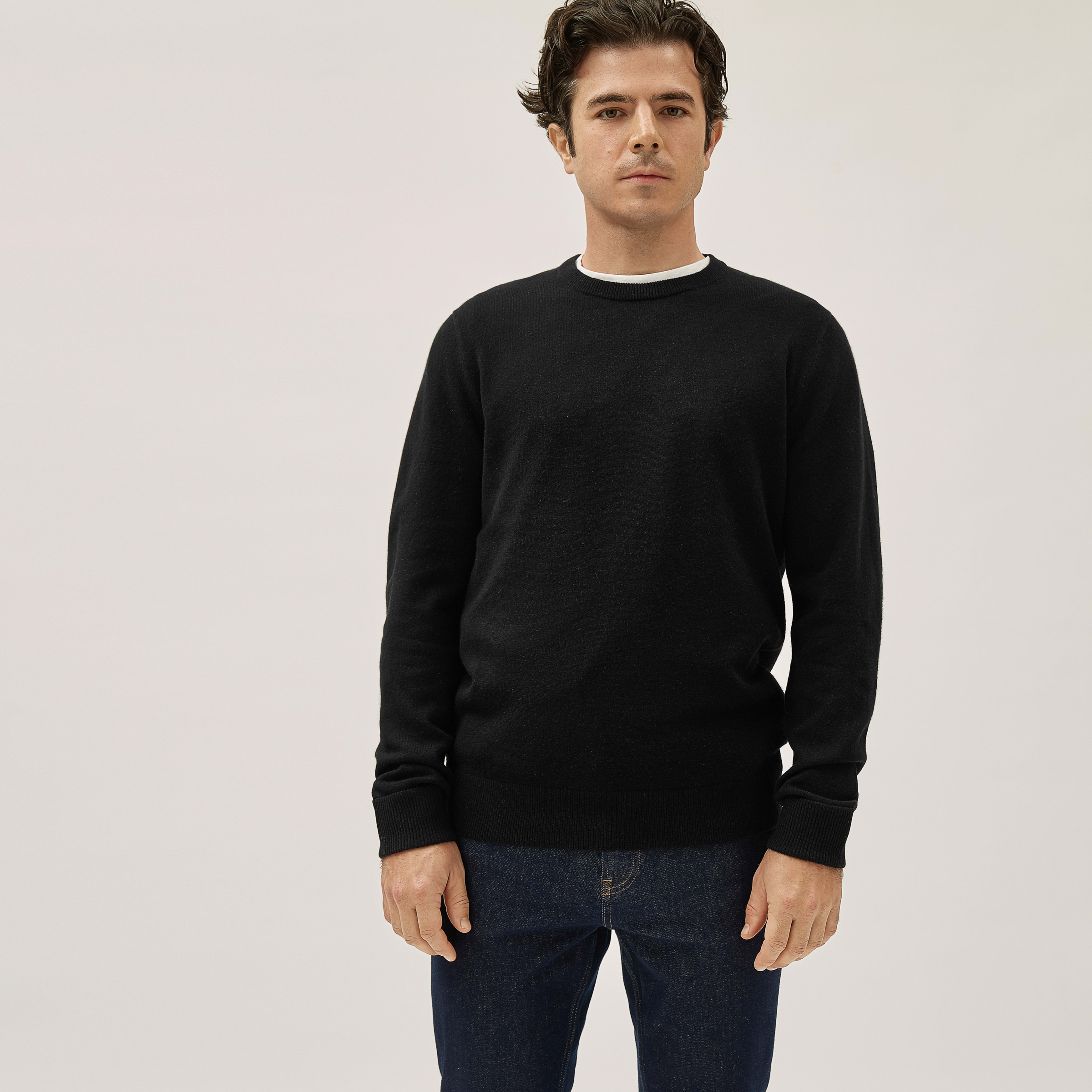 Men's Grade-A Cashmere Crew Sweater by Everlane in Black, Size XL