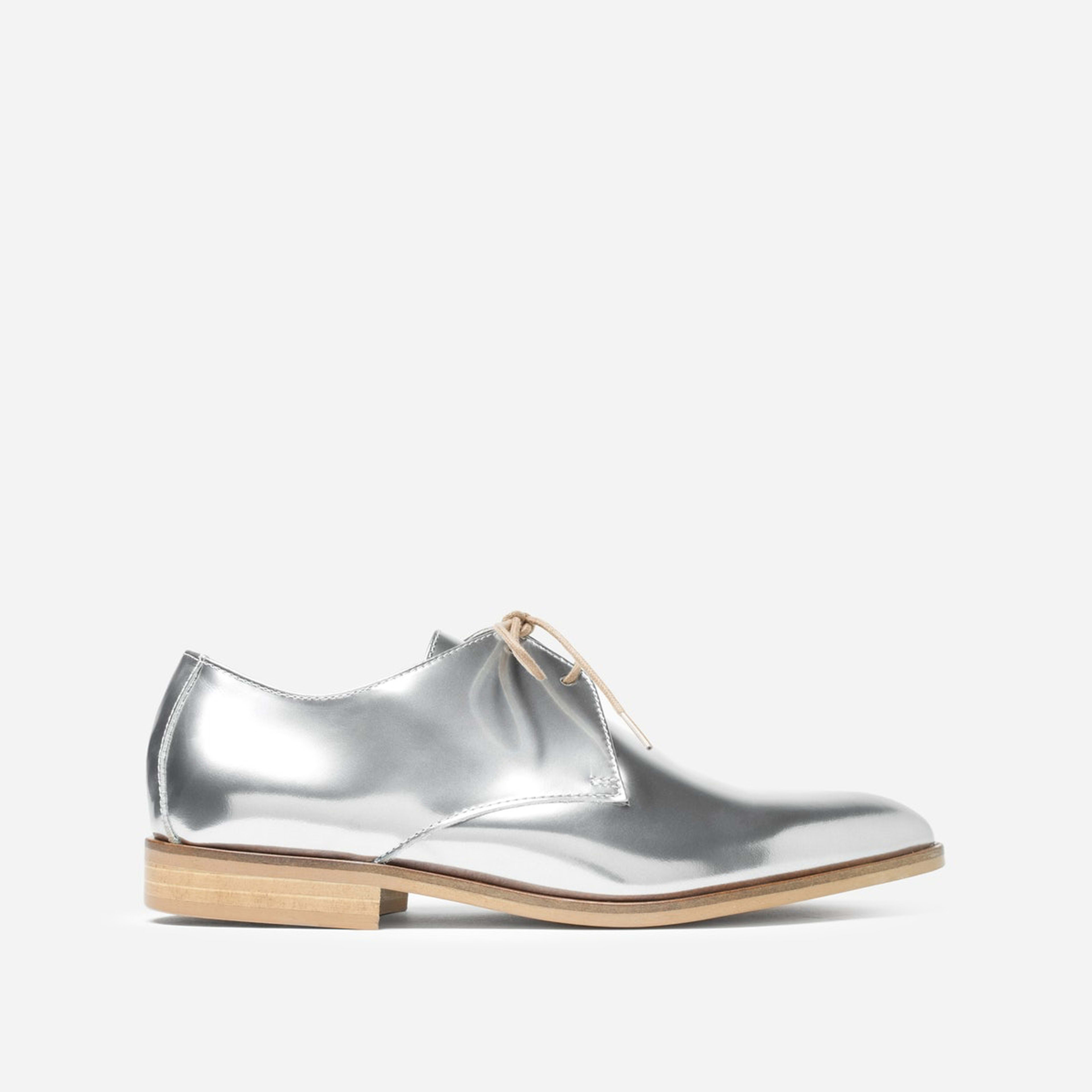 The E2 Shine Modern Oxford Silver Shine Everlane