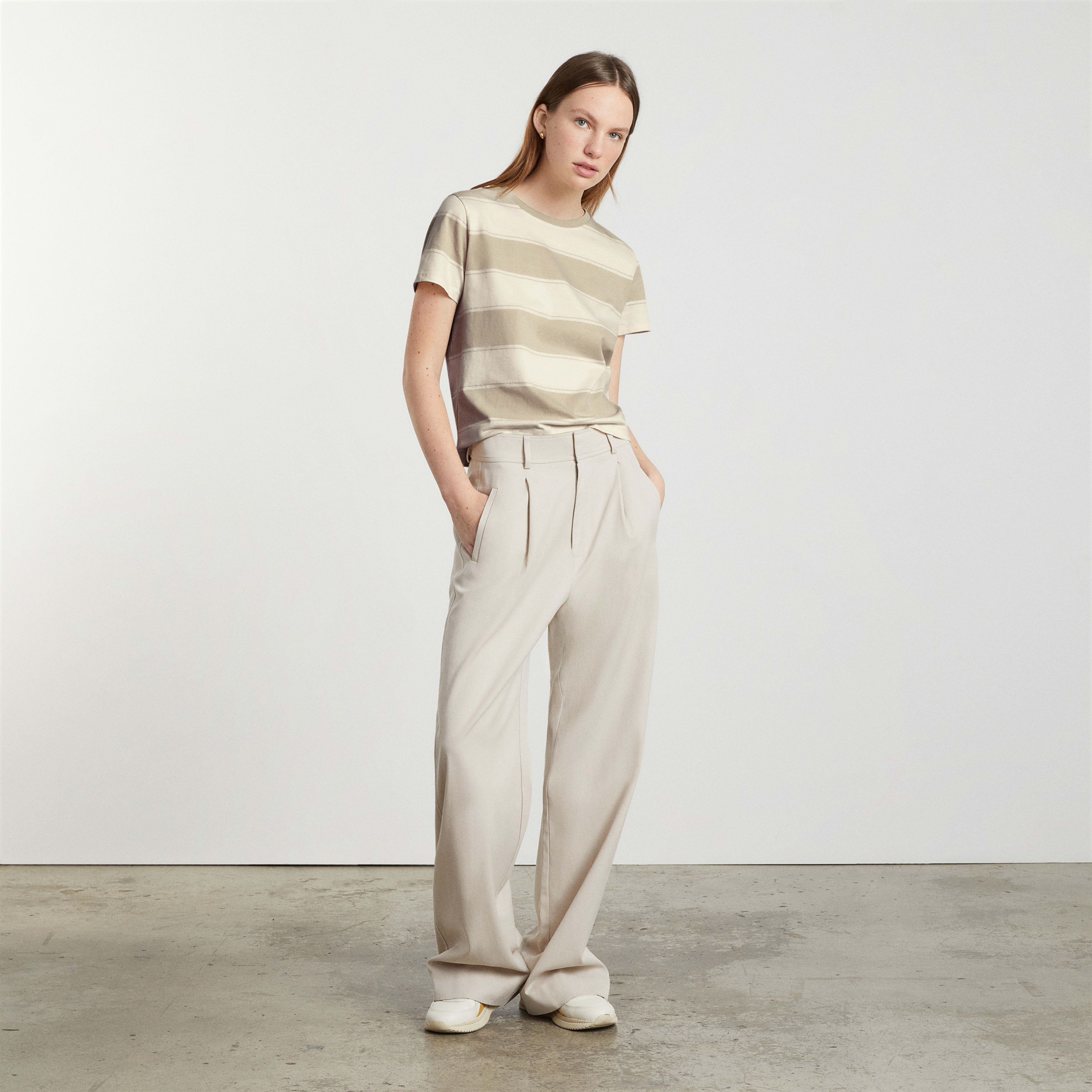 The Organic Cotton Box-Cut Tee Pale Khaki / Canvas Tan – Everlane