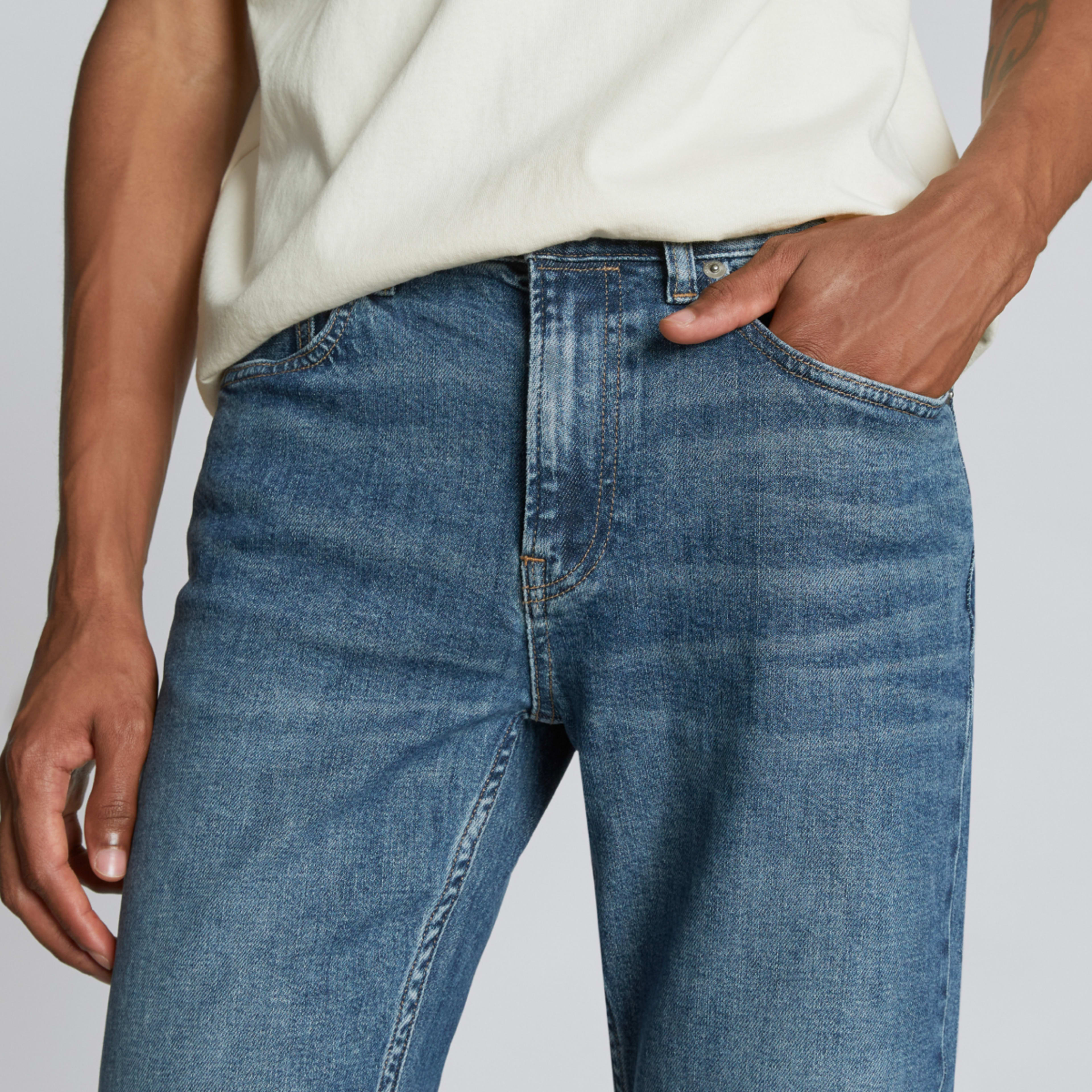 The Selvedge Straight fit Jean Vintage Blue Wash Everlane