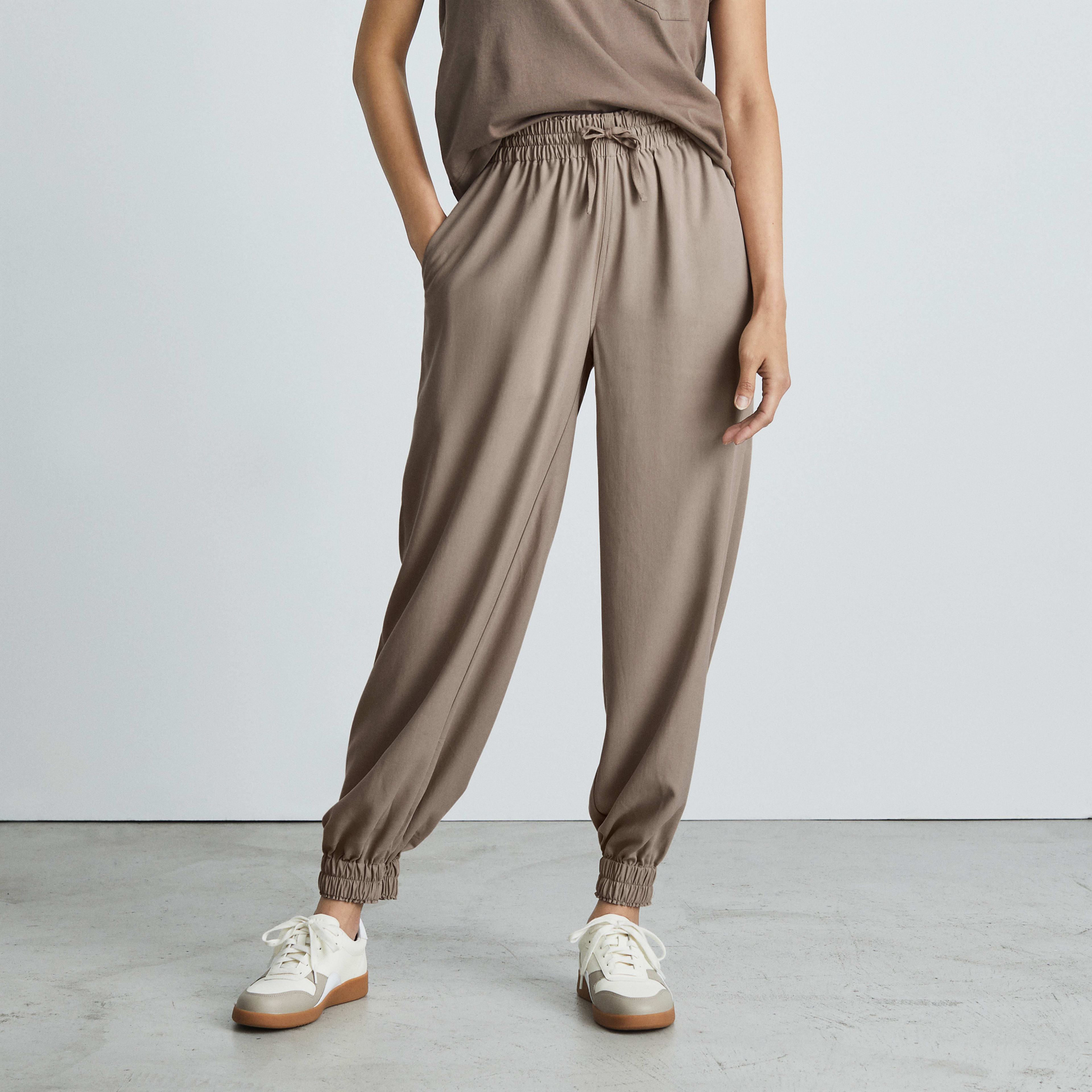 everlane track jogger