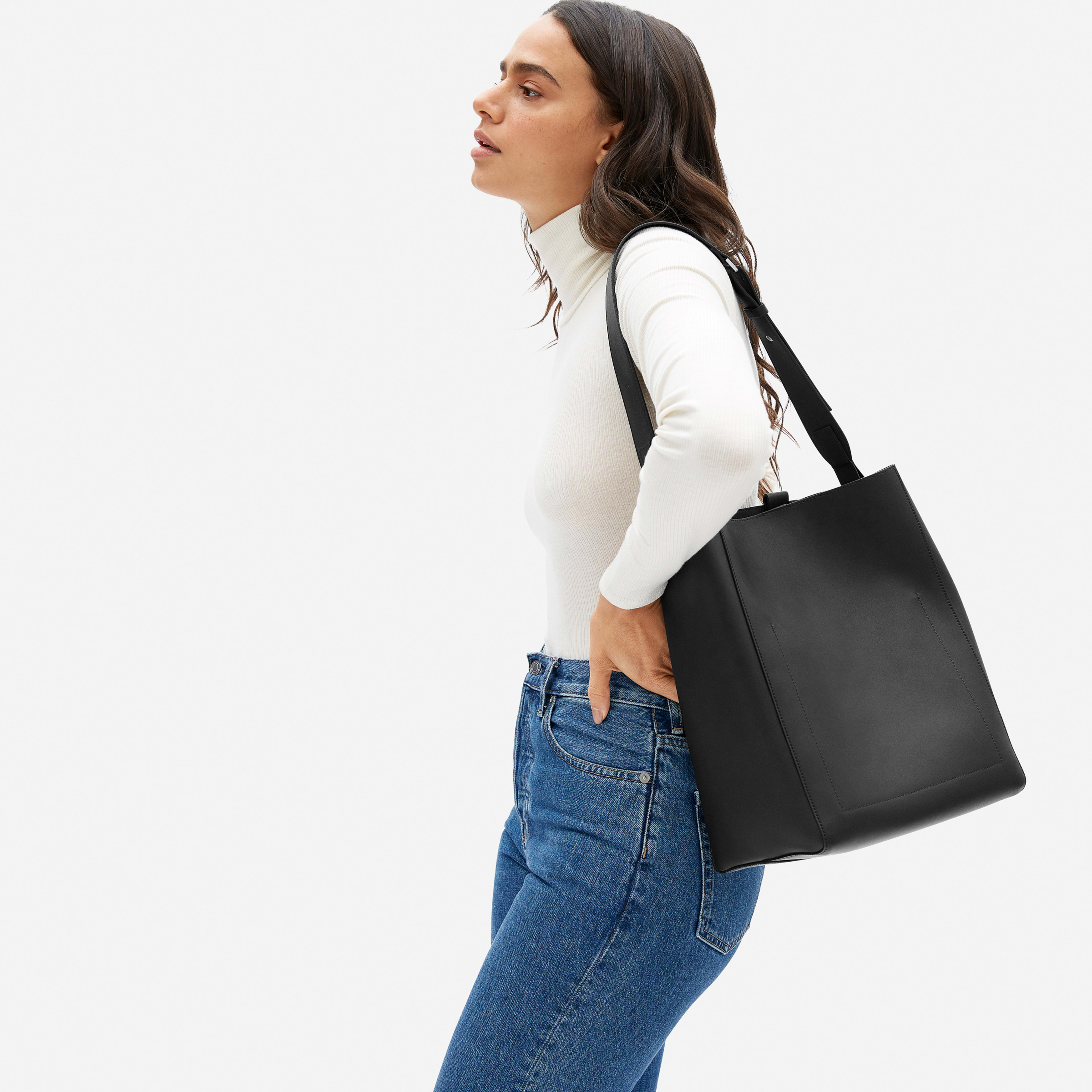 The Italian Leather Studio Bag Black Everlane