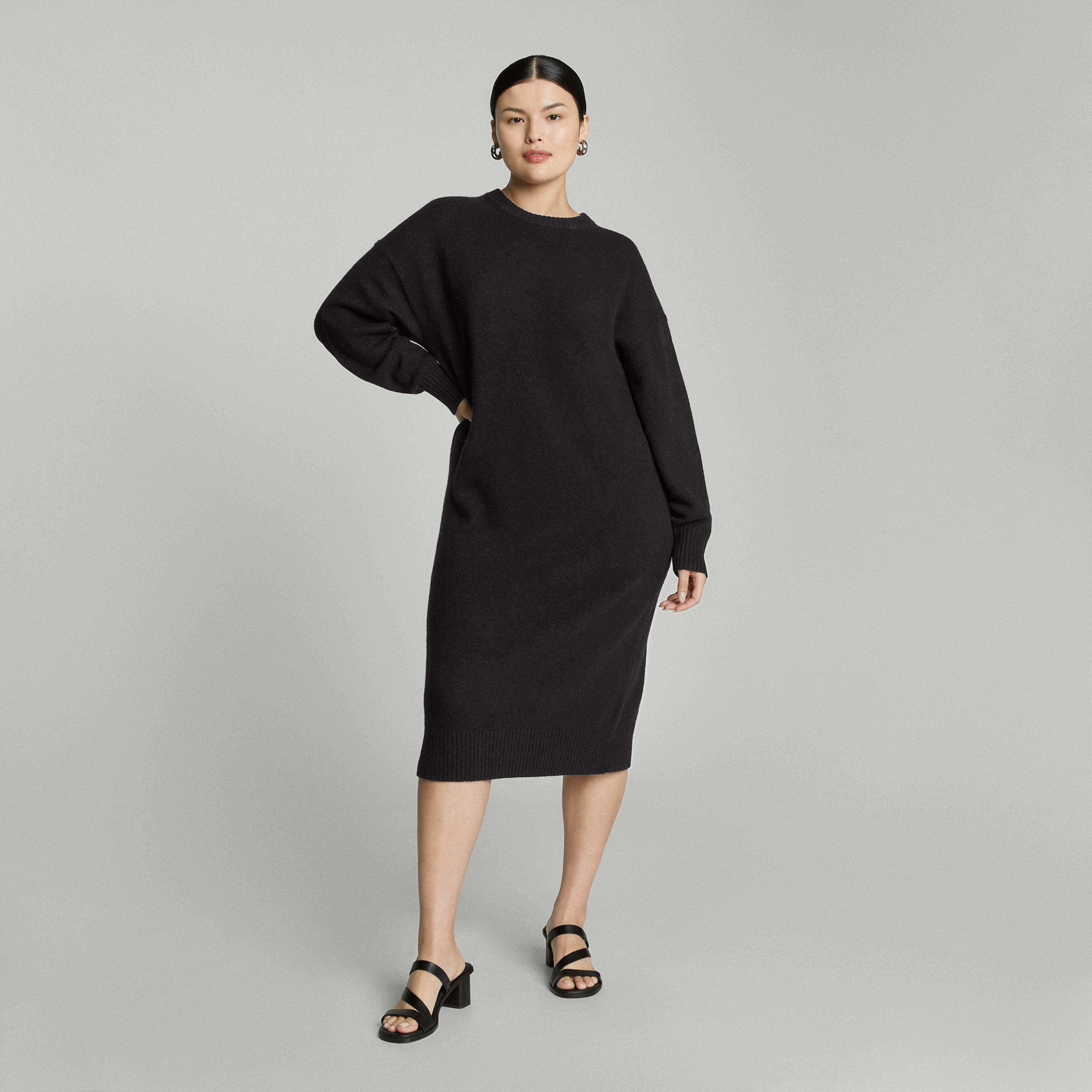 Elegant Black Long Sleeve Dress -100% Cashmere