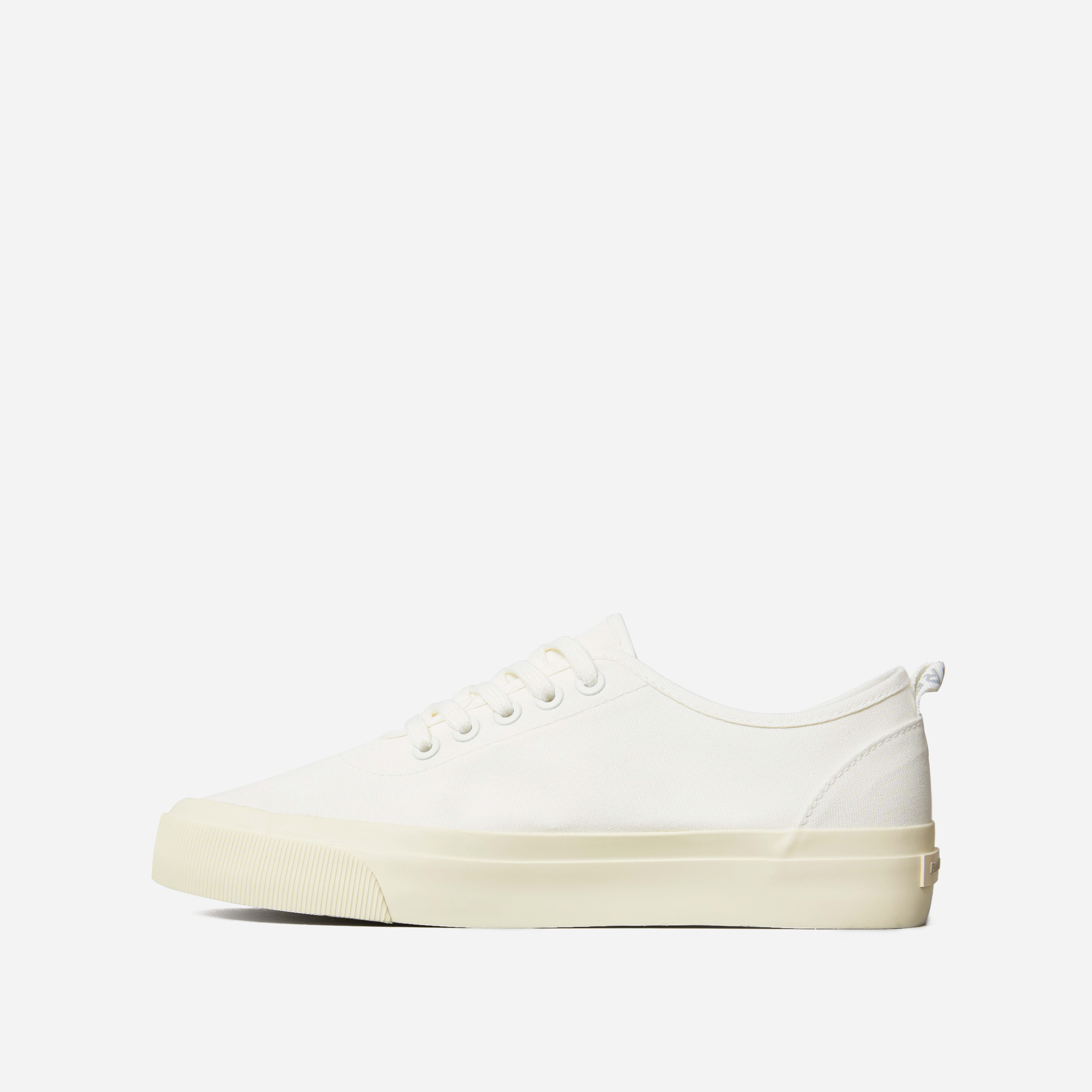 everlane forever sneaker