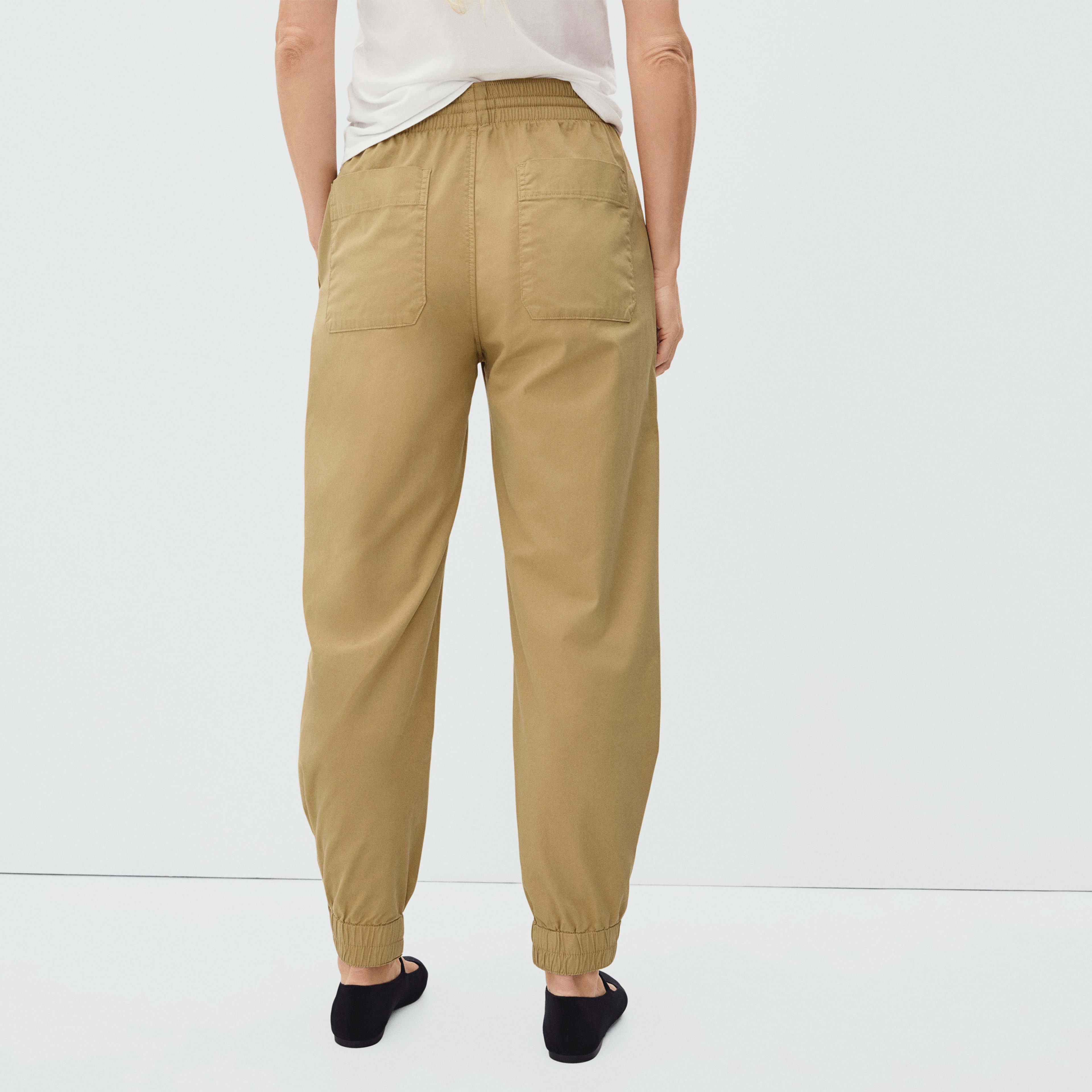 The Easy Jogger Golden Oak Everlane