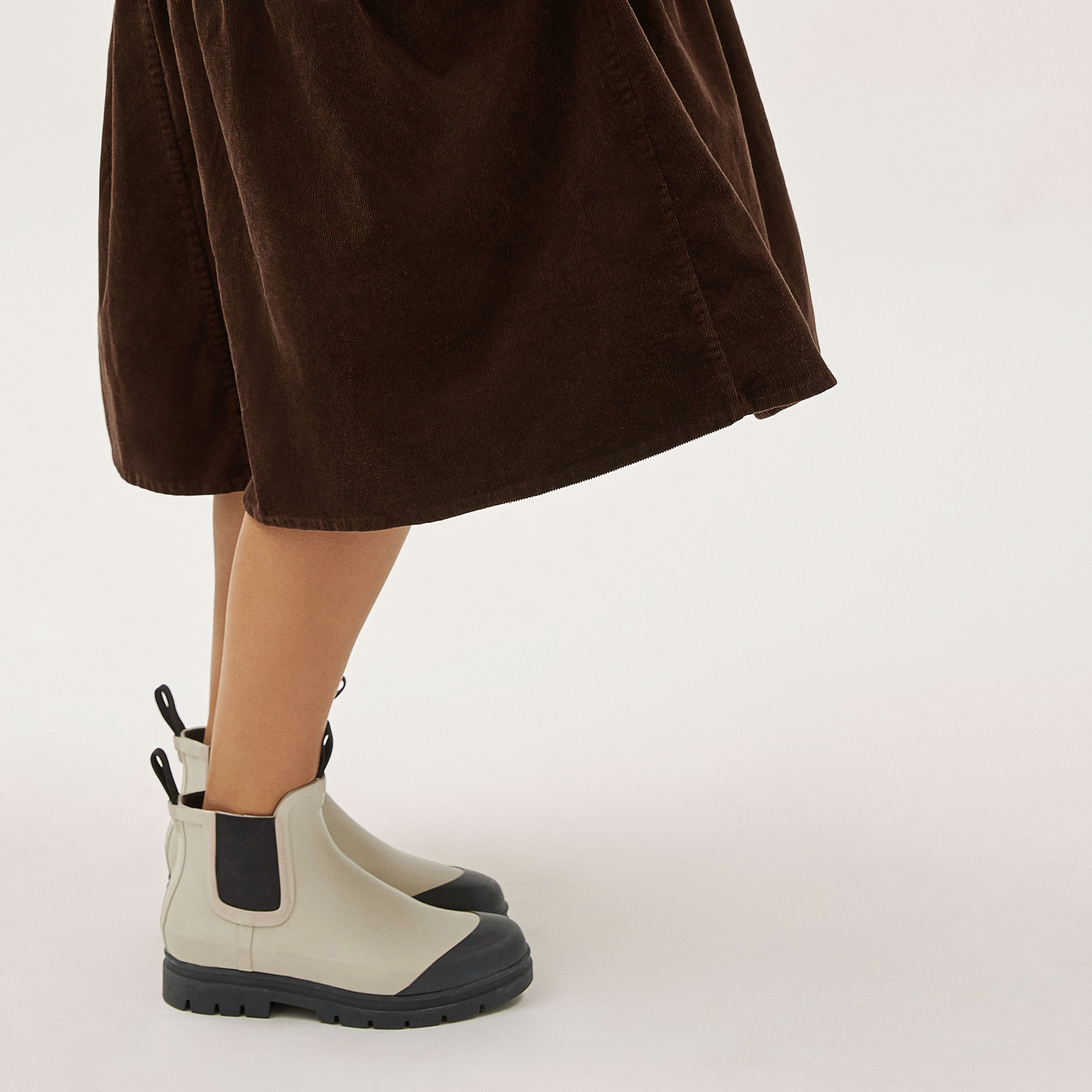 everlane pink rain boots