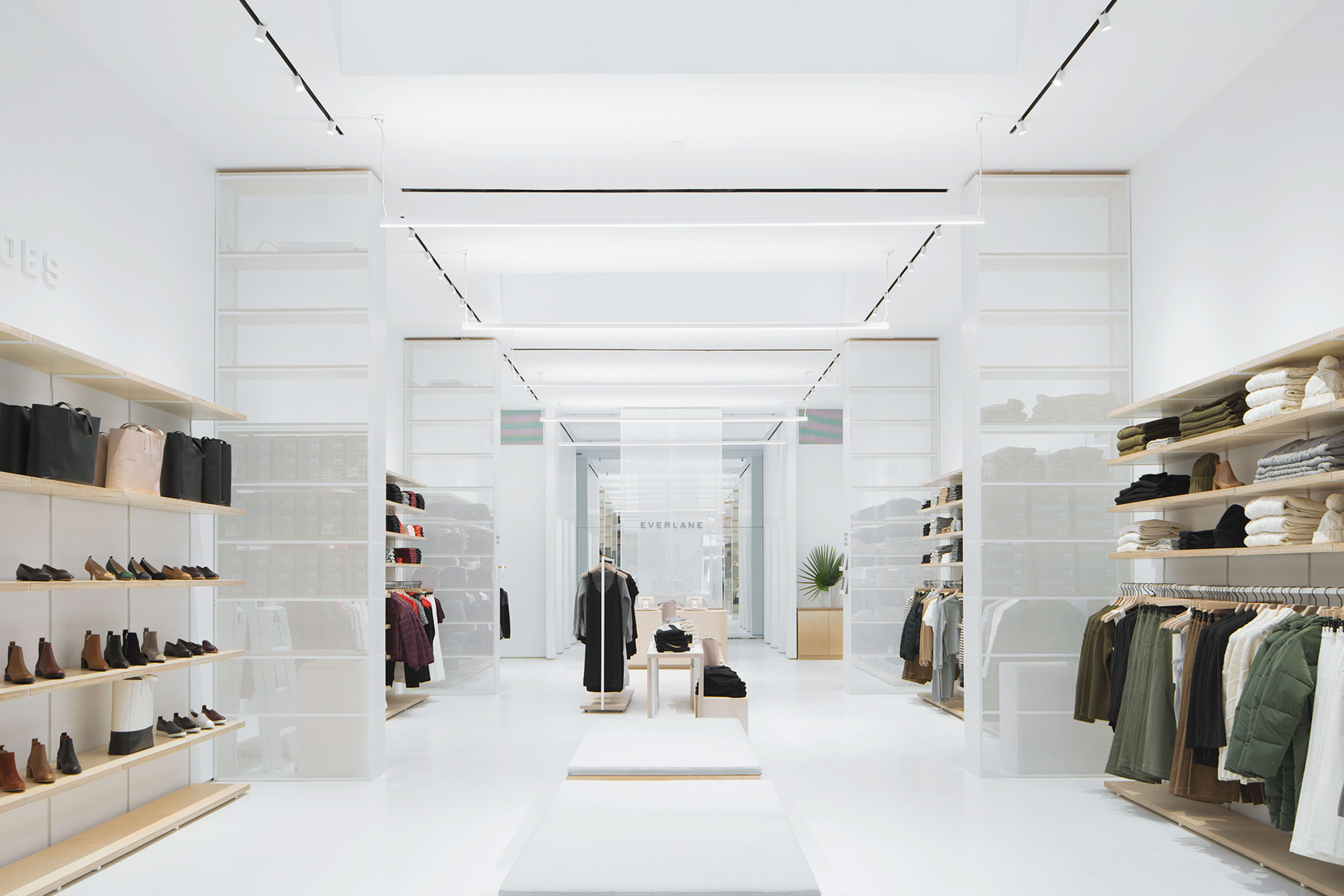 Everlane shoes near on sale me