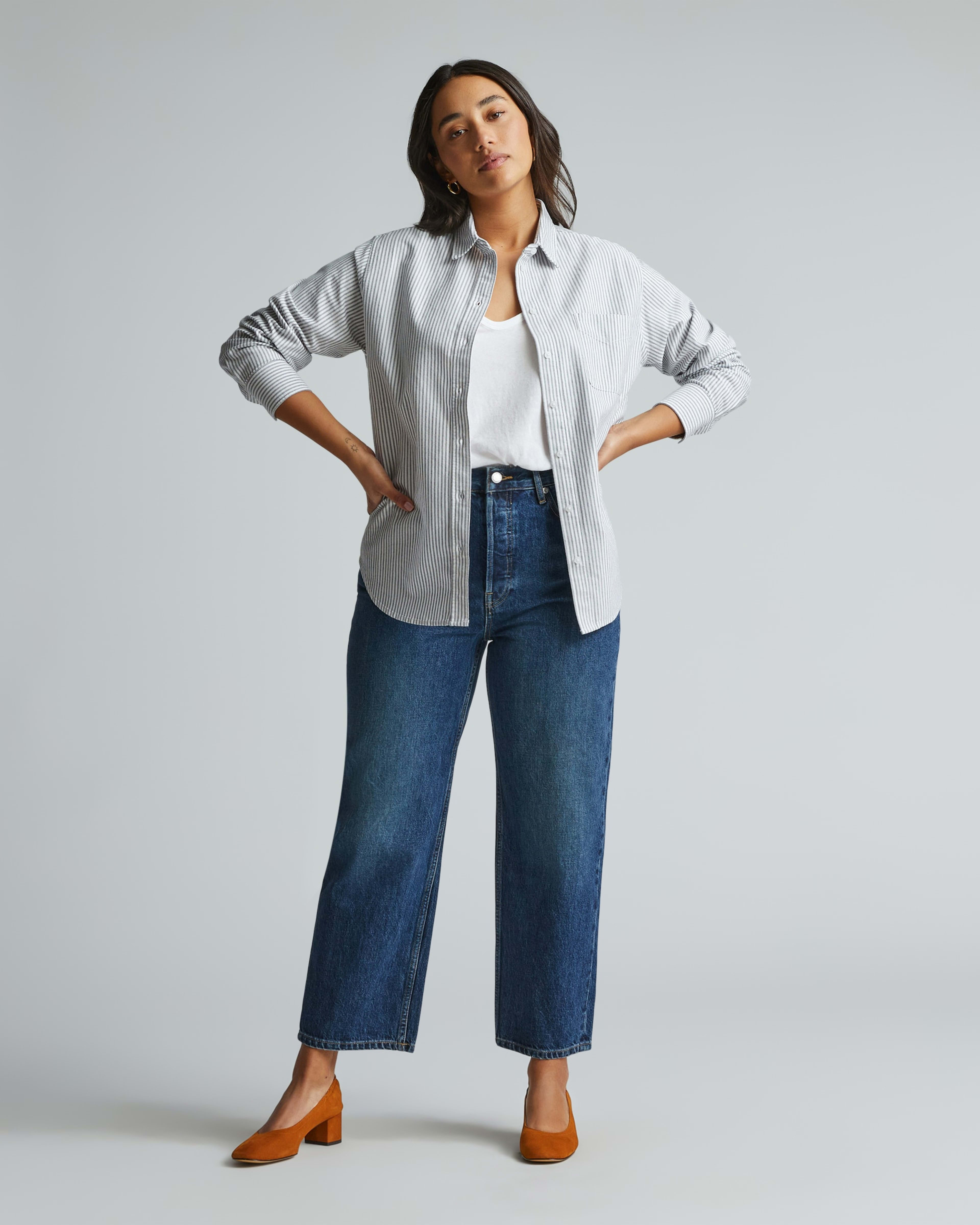 The Day Heel Almond Suede – Everlane