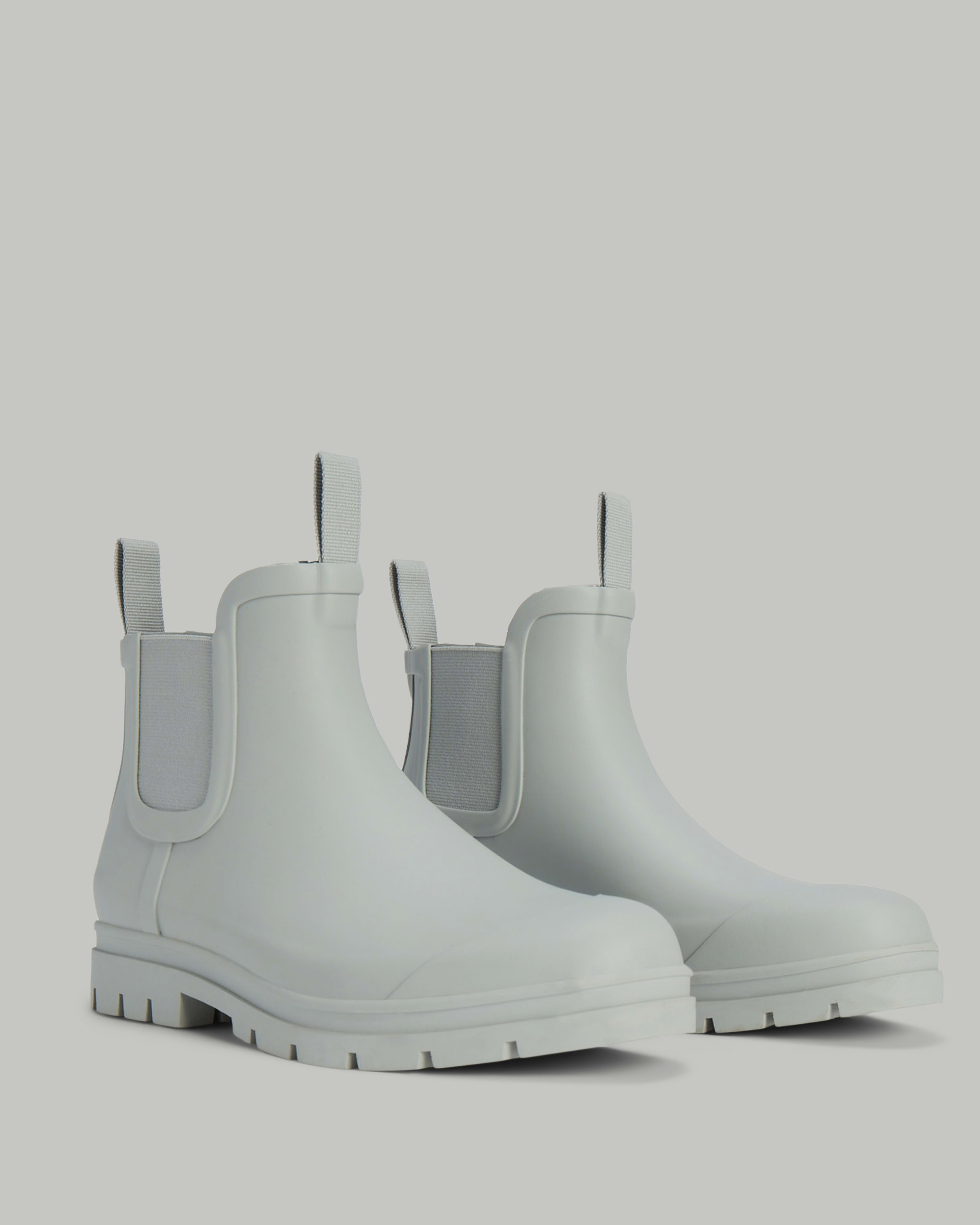 Everlane rain boot on sale