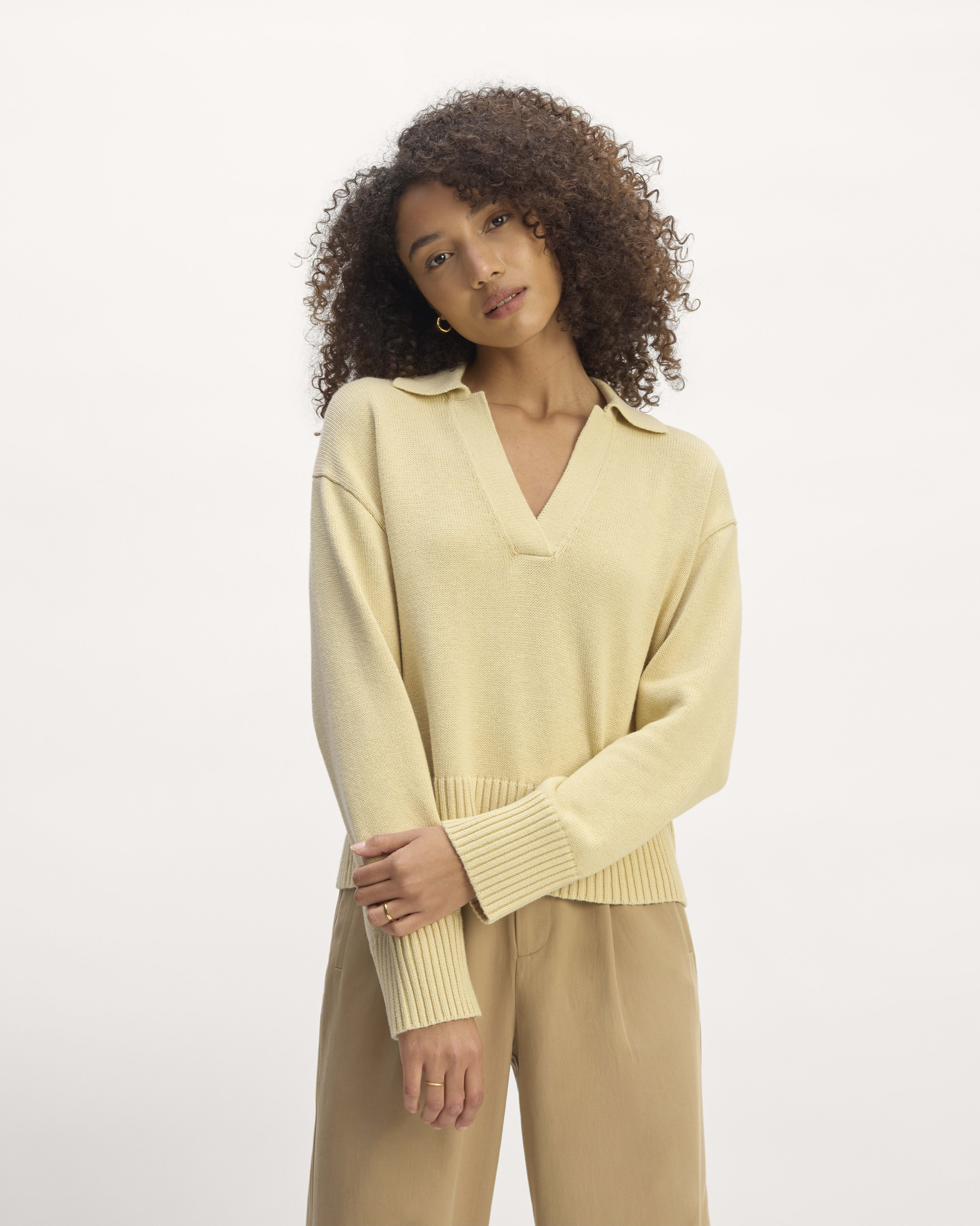 The Classic V in Cashmere Toasted Sesame Everlane