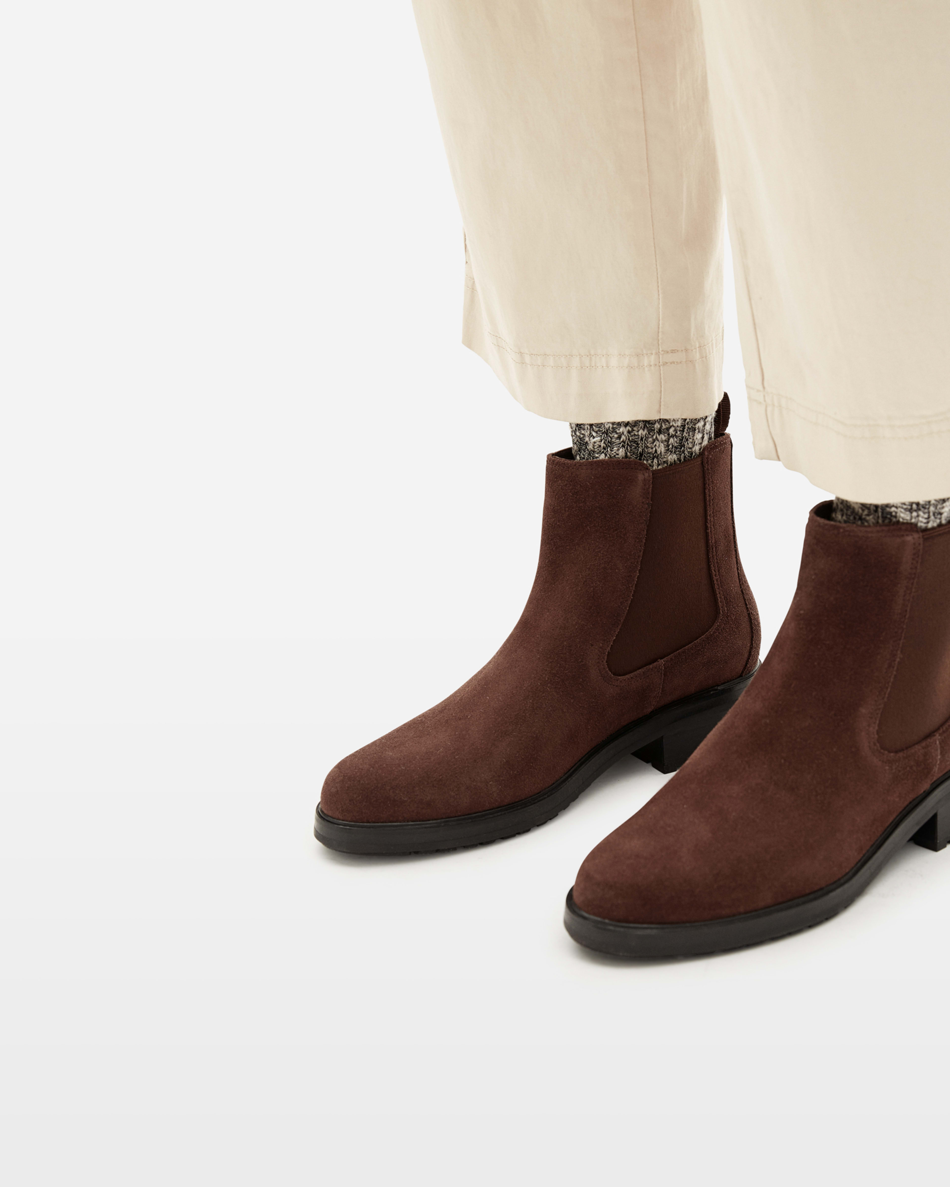everlane chelsea boot