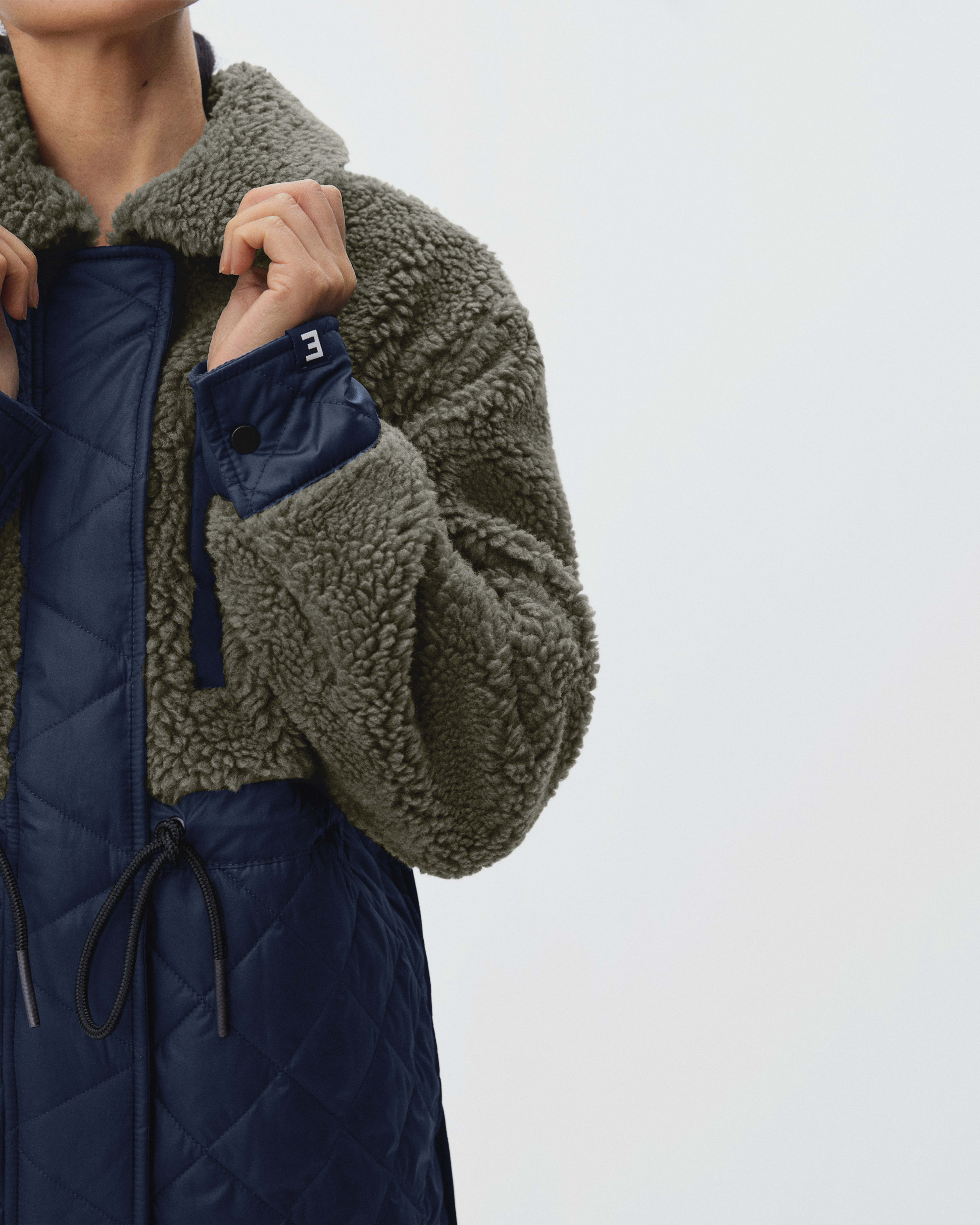 The Quilted Teddy Coat Navy / Kalamata – Everlane