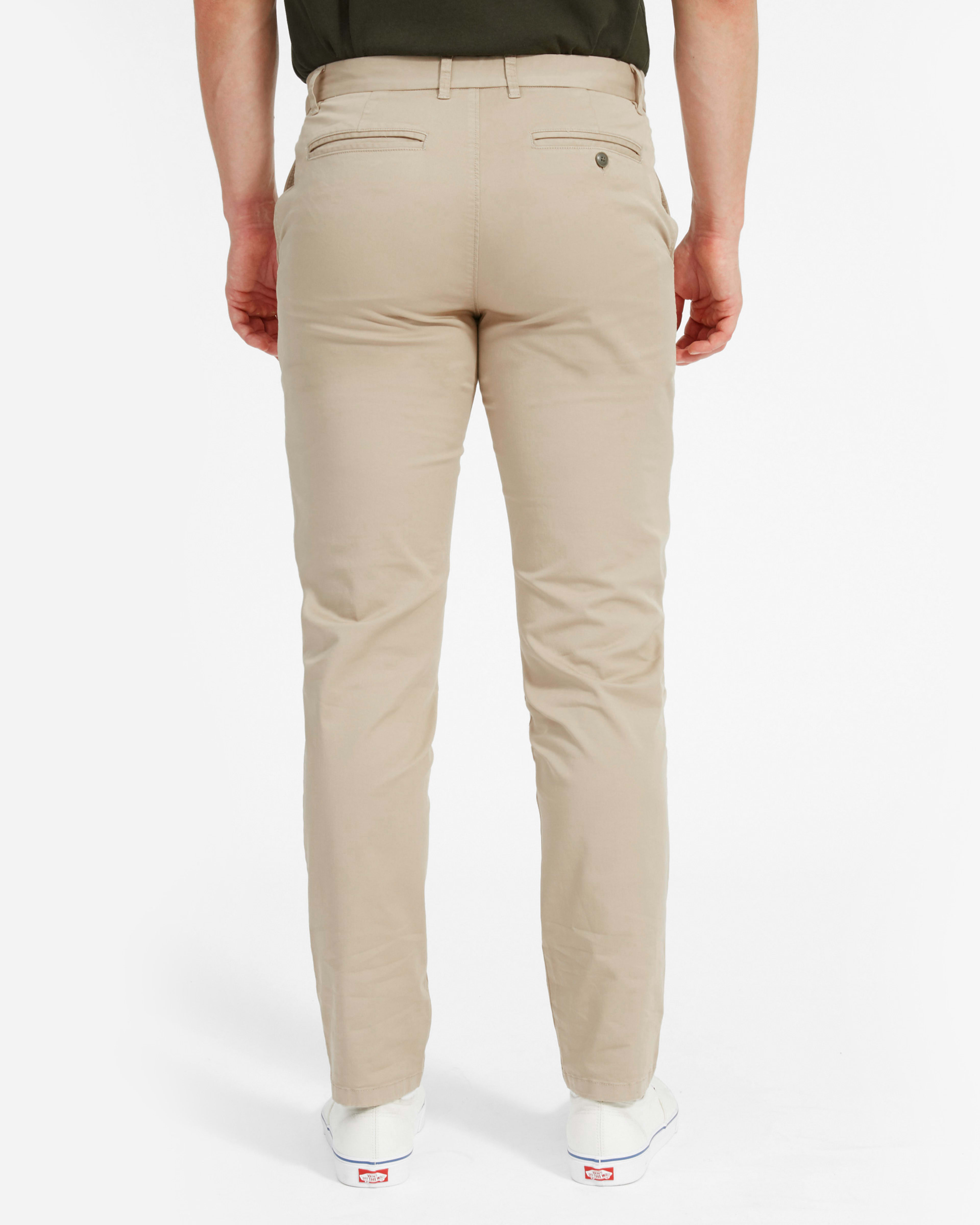 The Midweight Athletic Chino Khaki Everlane