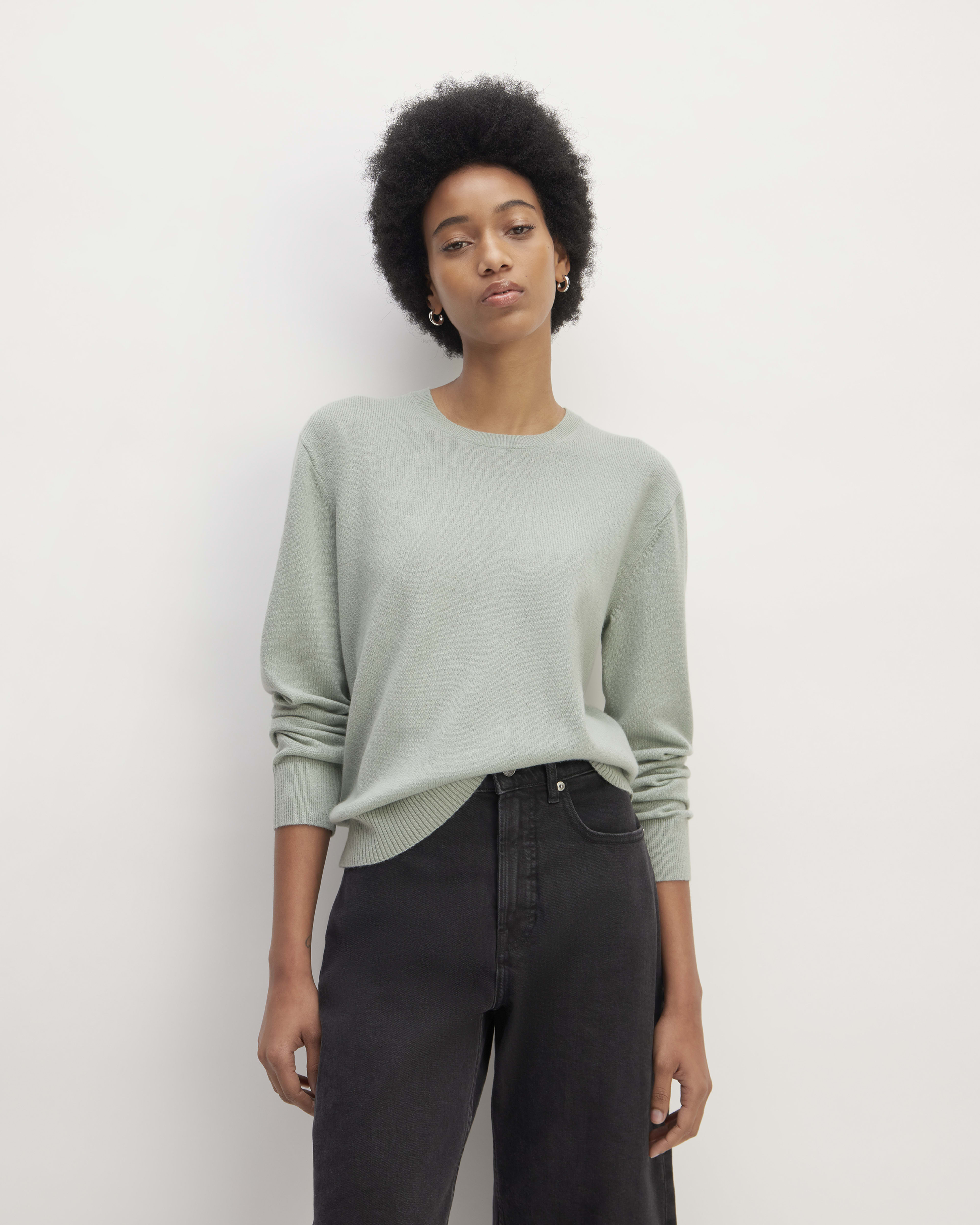 The Cashmere Classic Crew Sweater Light Sage Green Everlane