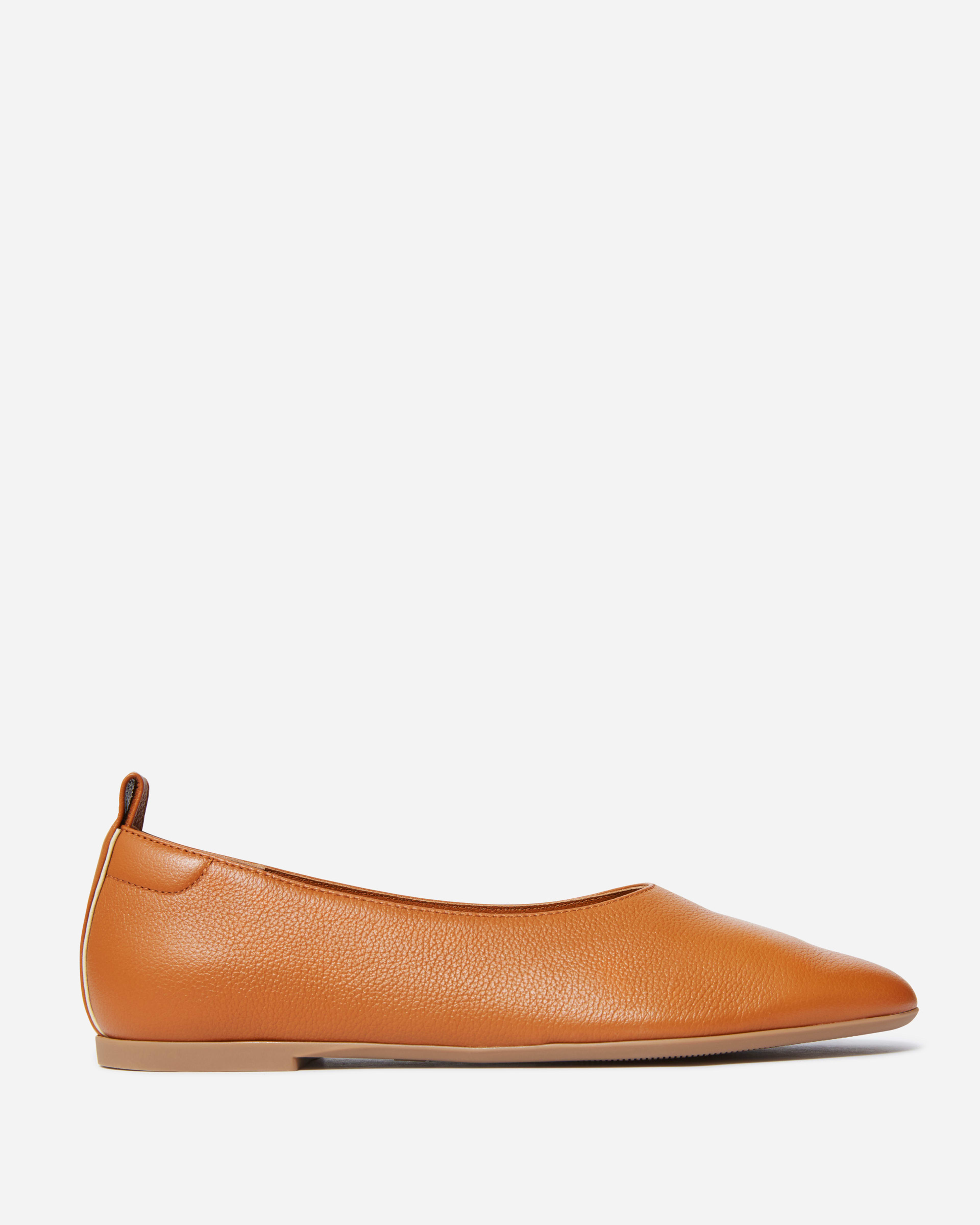 Everlane boss sale flat review