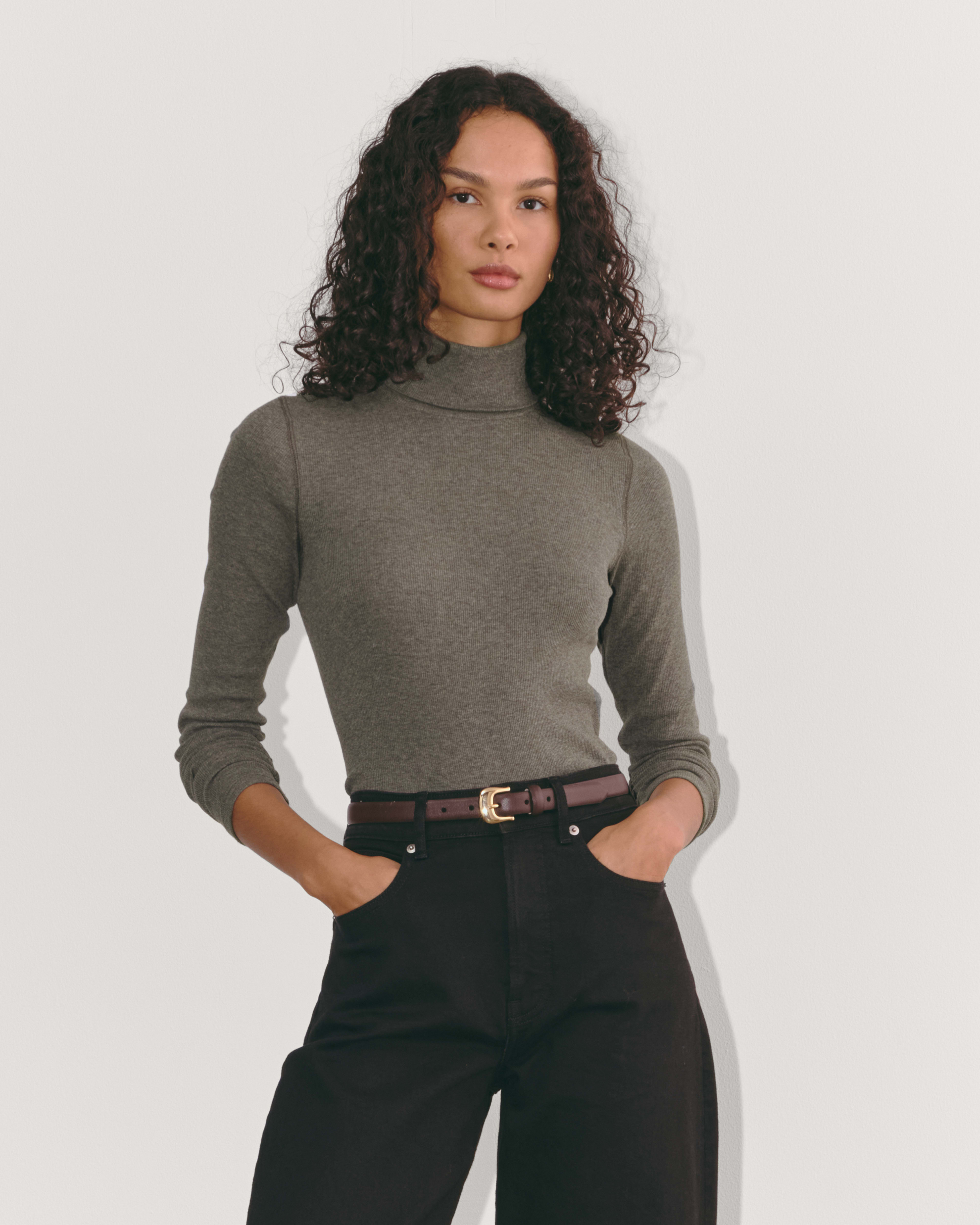 The Organic Cotton Turtleneck Black Bone Everlane