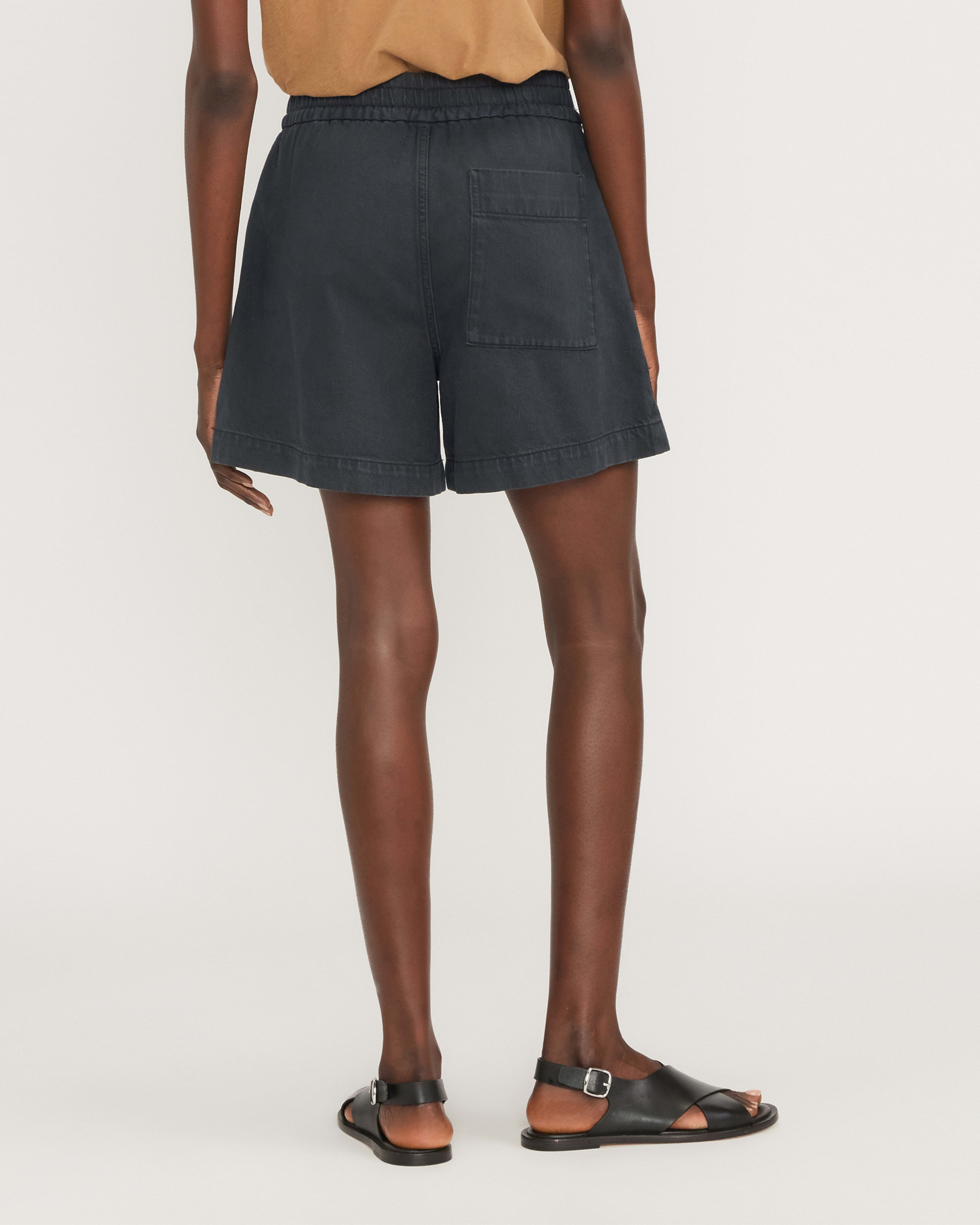The Denim Utility Short Ink Everlane
