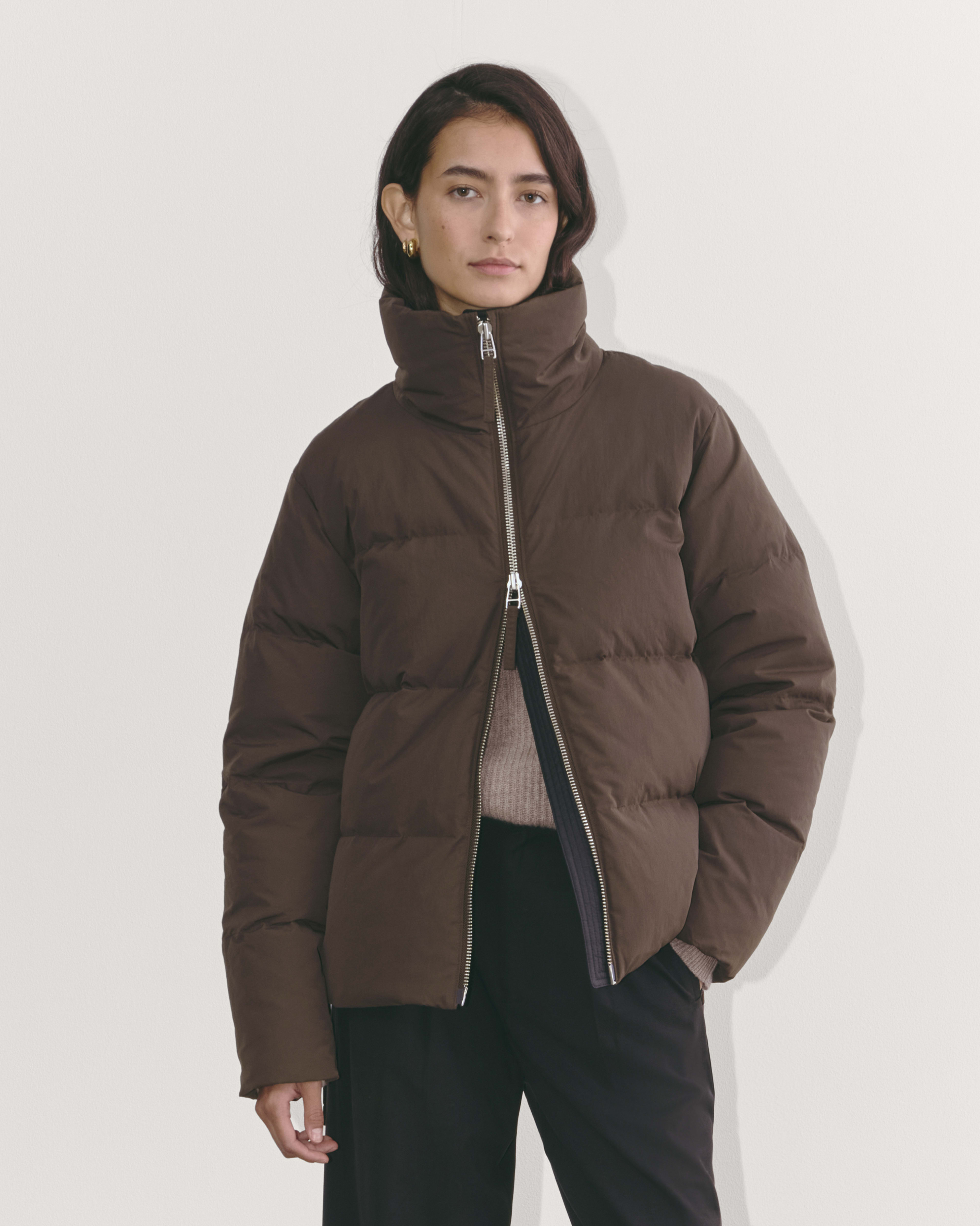 Everlane puffy jacket hotsell