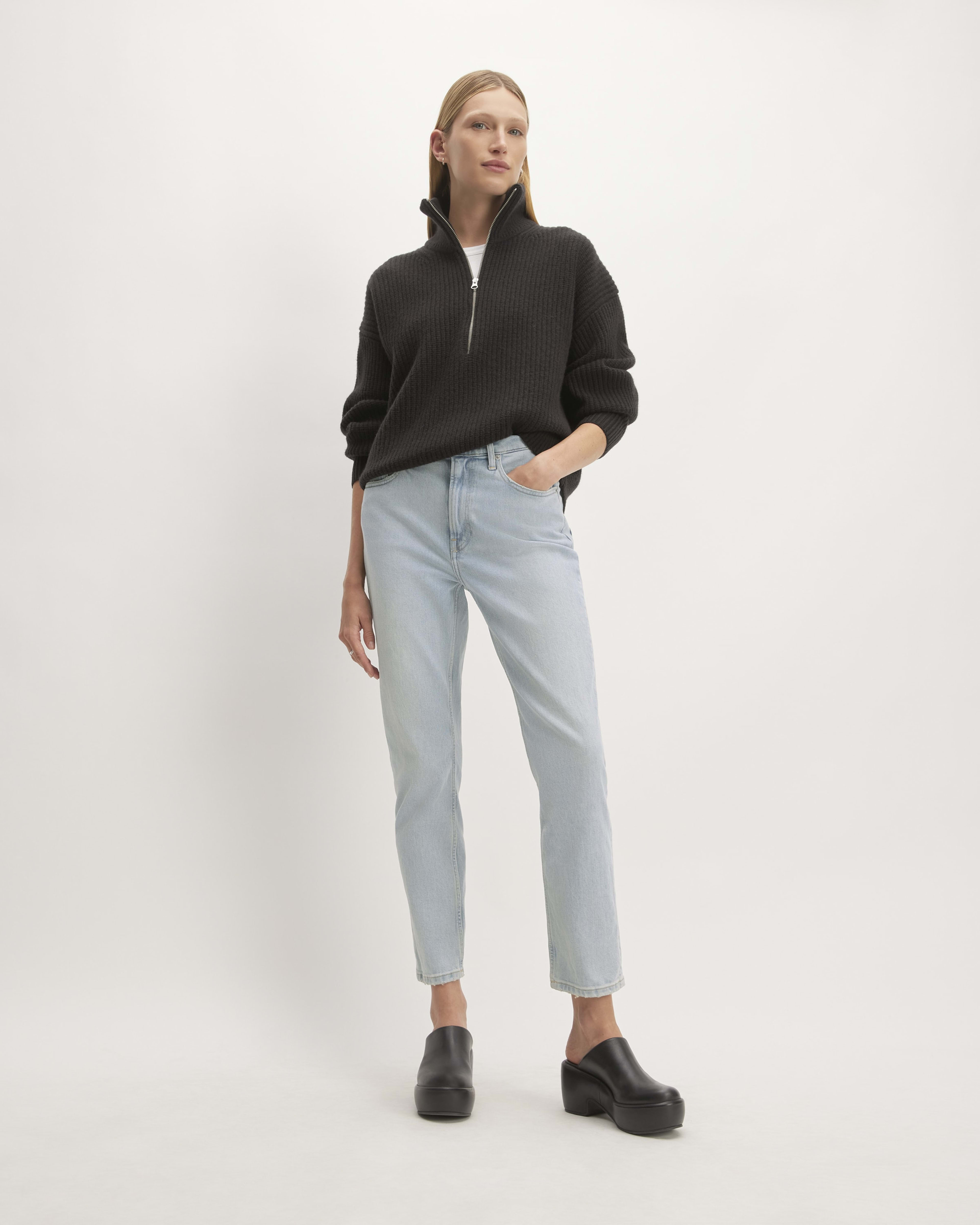 The Curvy Cheeky® Straight Jean Classic Blue Raw Hem – Everlane