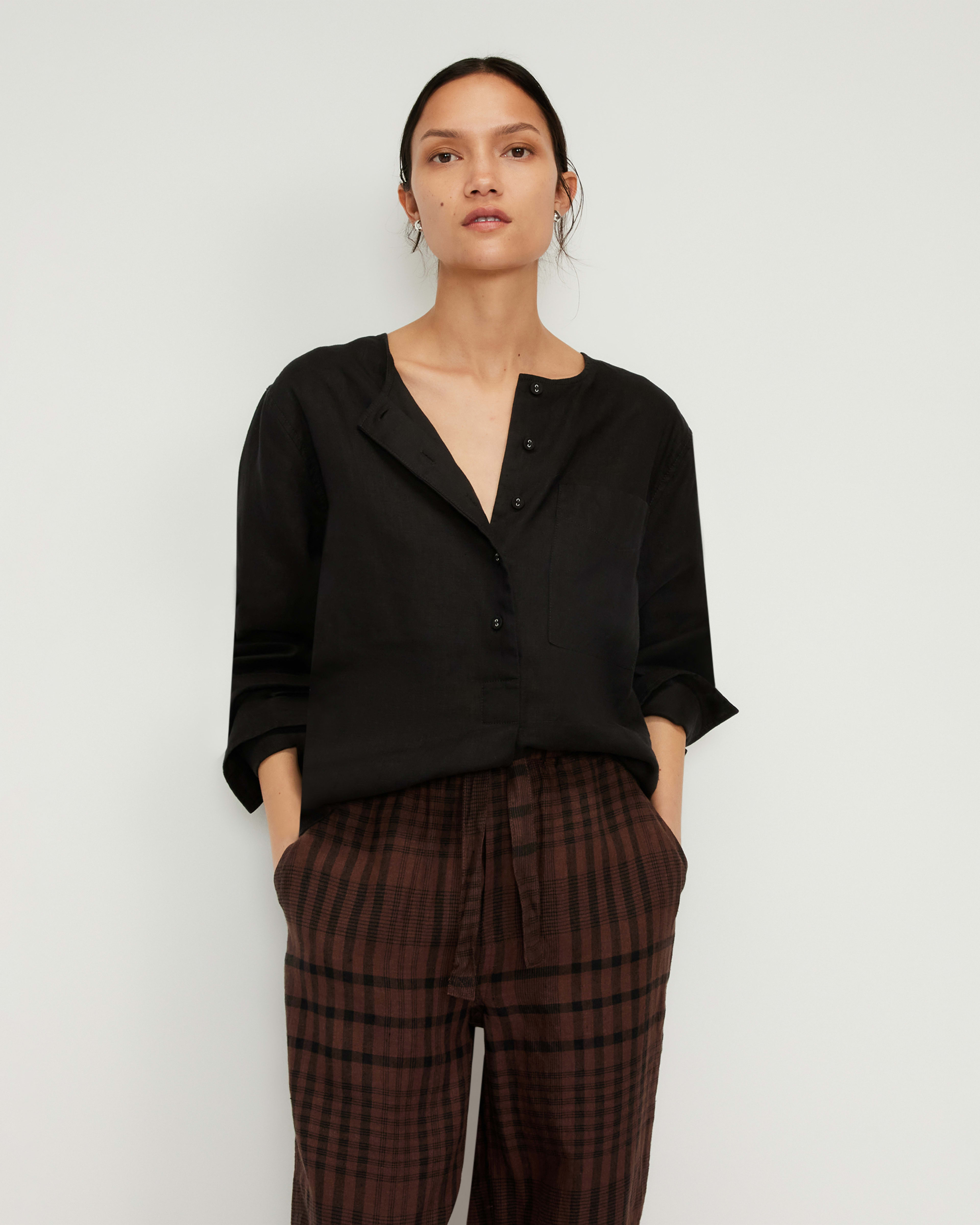 The Linen Popover Shirt Black Everlane