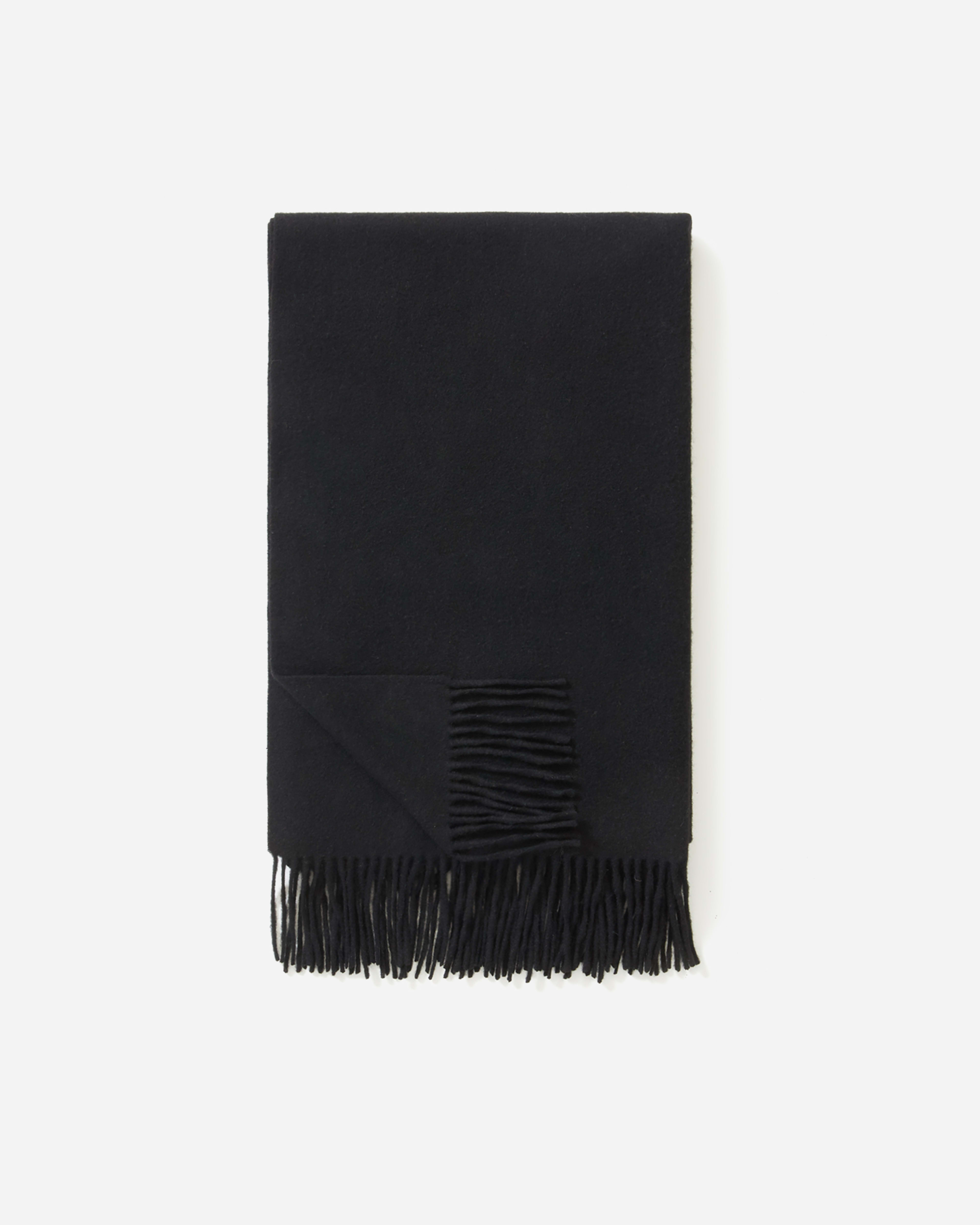 The Wool-Cashmere Blanket Scarf Black – Everlane
