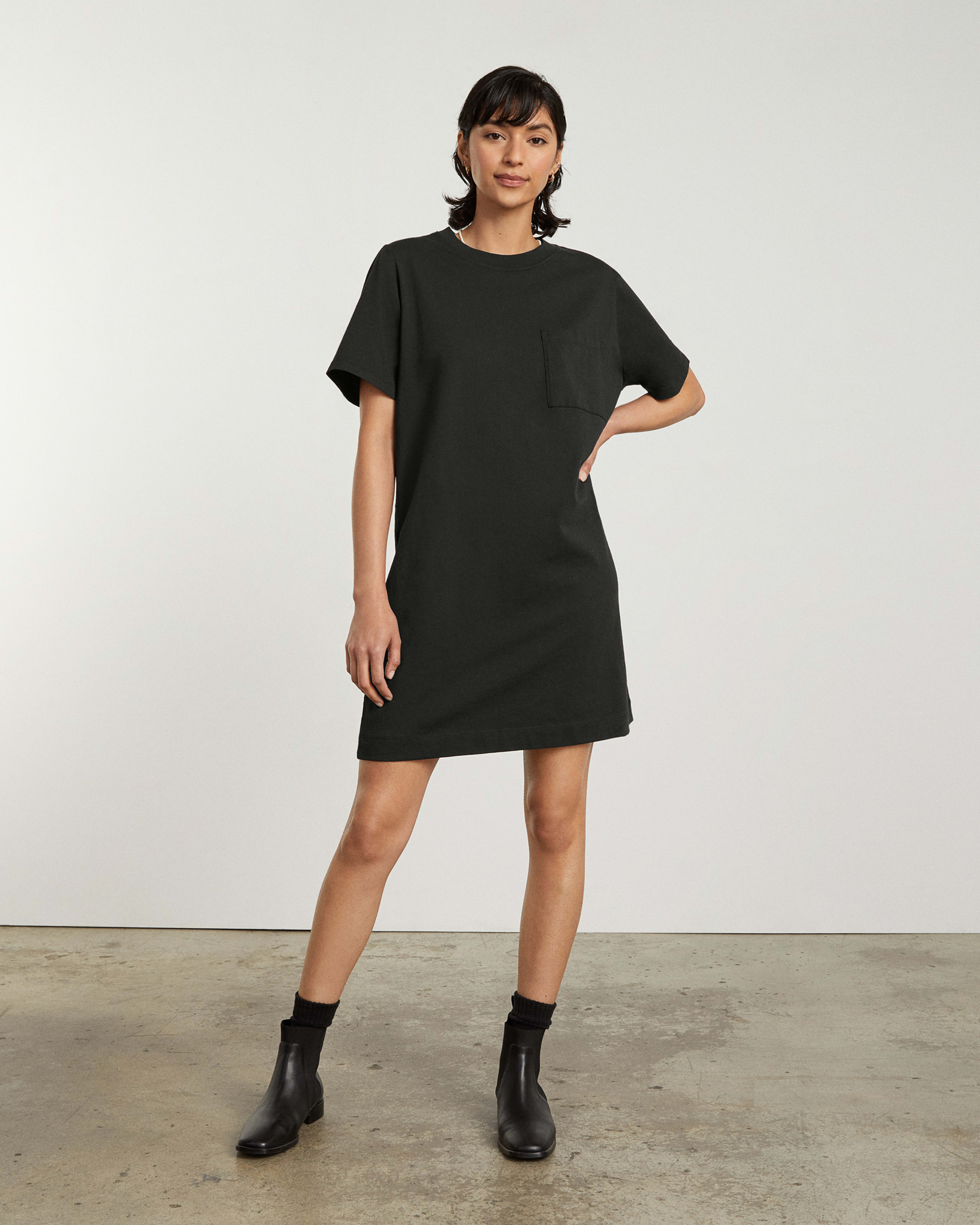 T shirt black discount dress