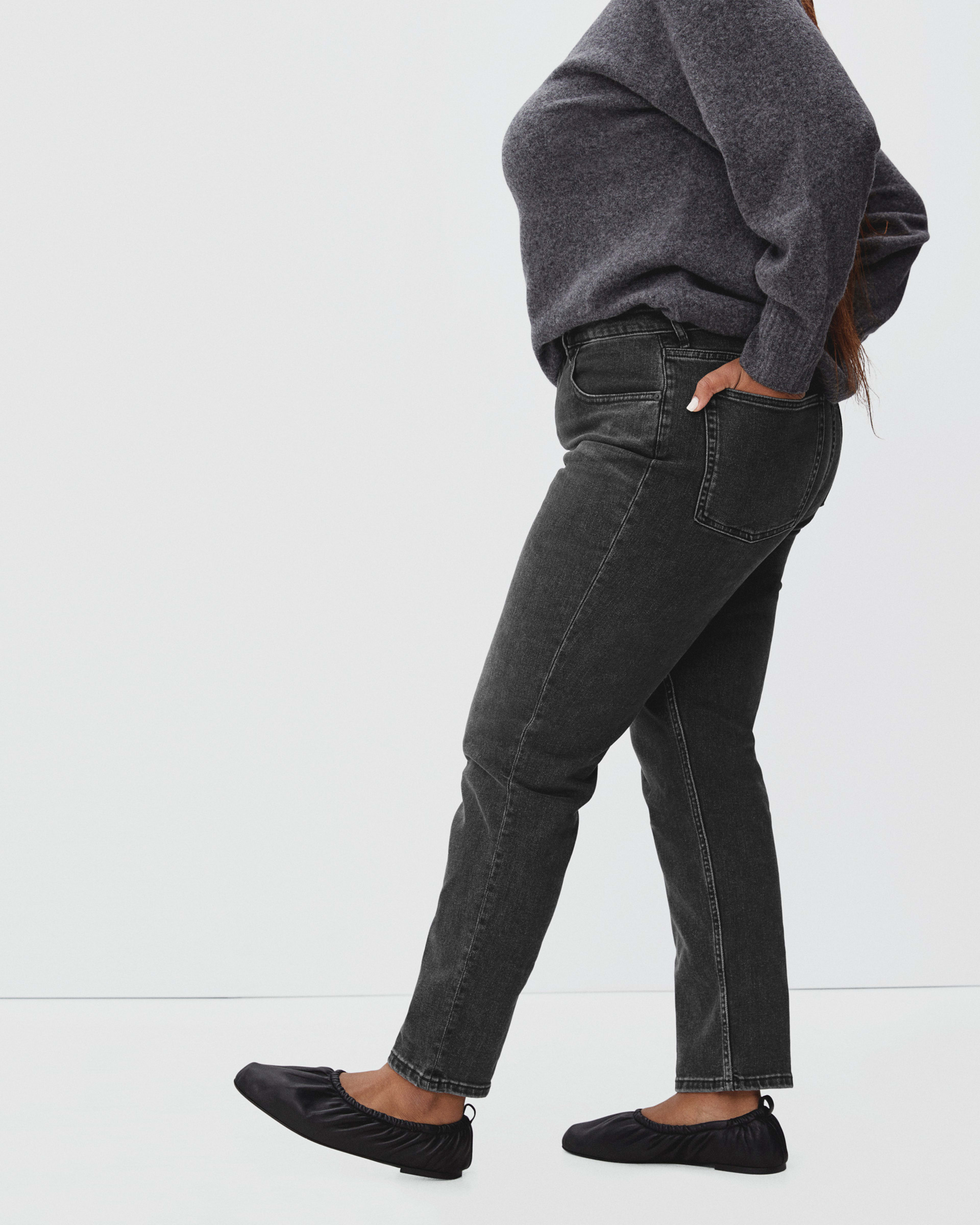 The Curvy Cheeky® Straight Jean Washed Black – Everlane