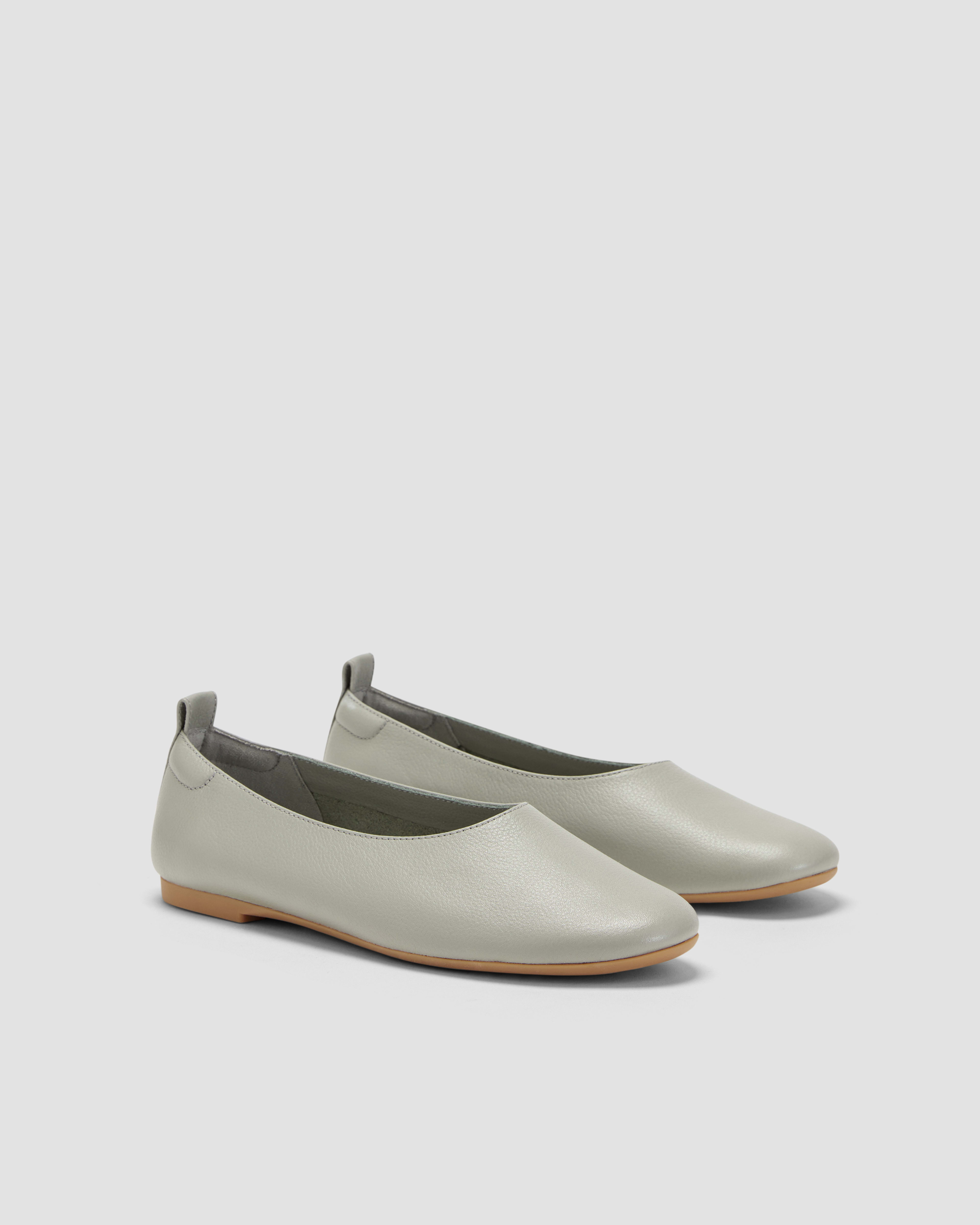 The Day Glove Sage Green – Everlane