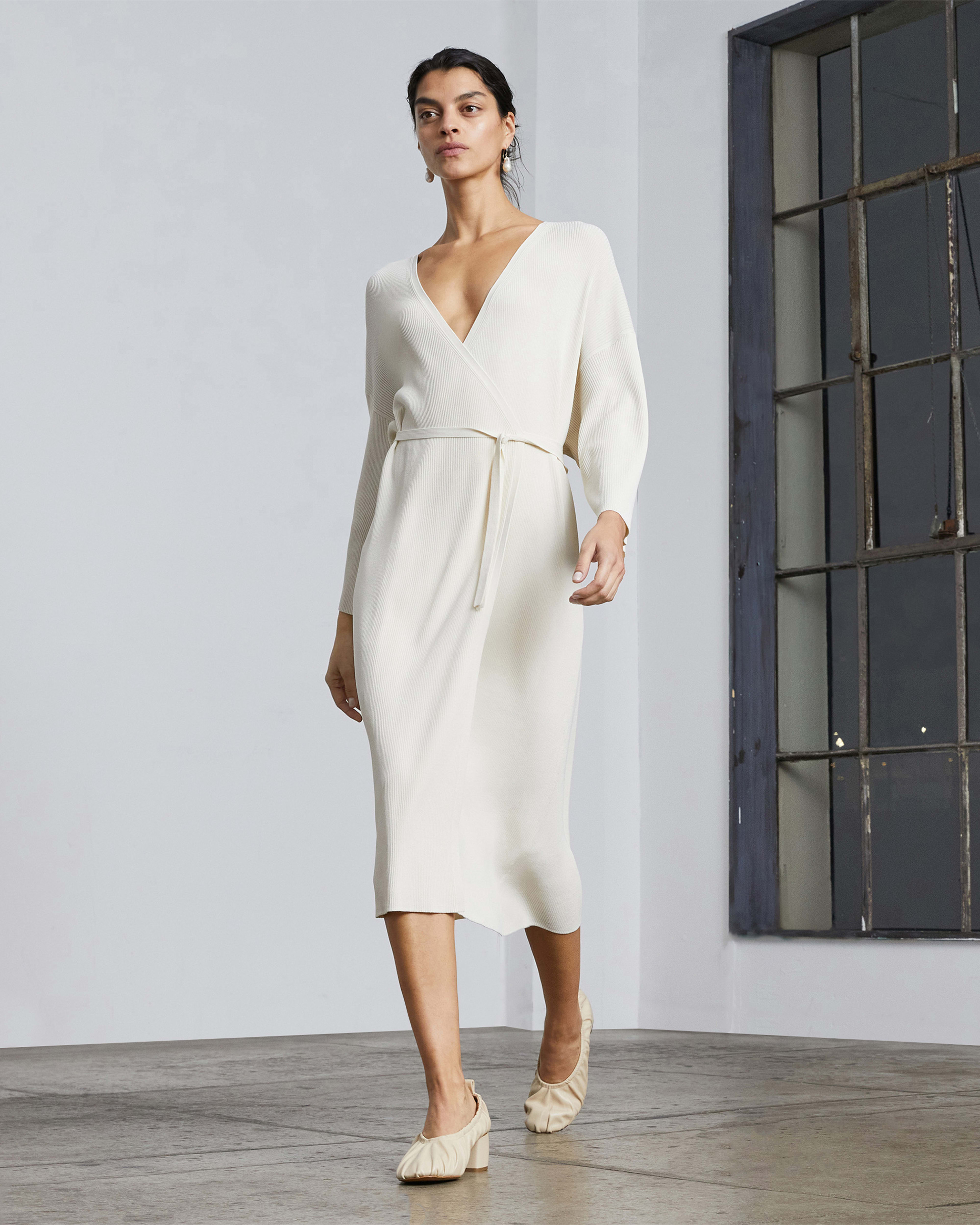 The Ribbed Wrap Midi Dress Beige – Everlane