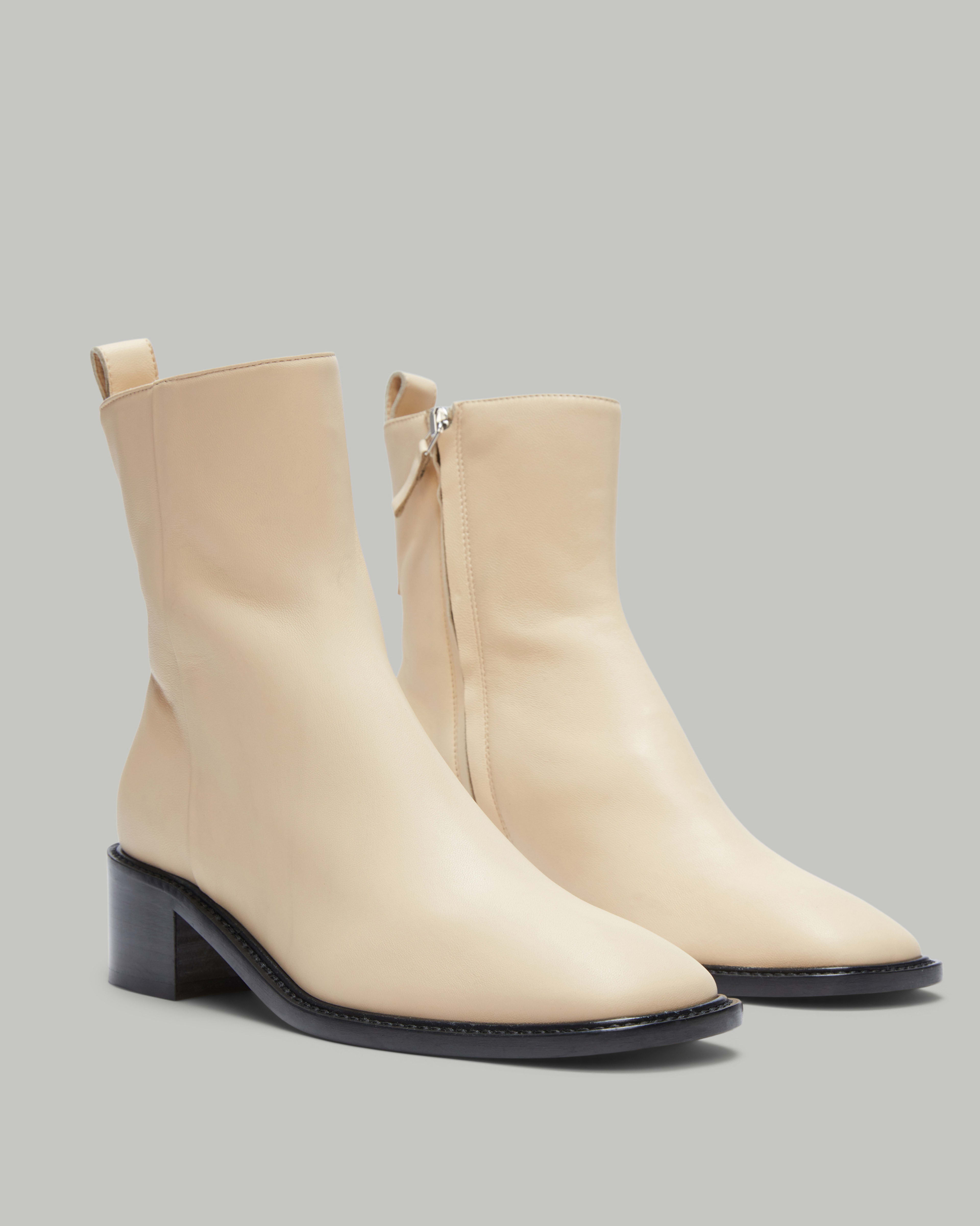 Everlane white boots 2025