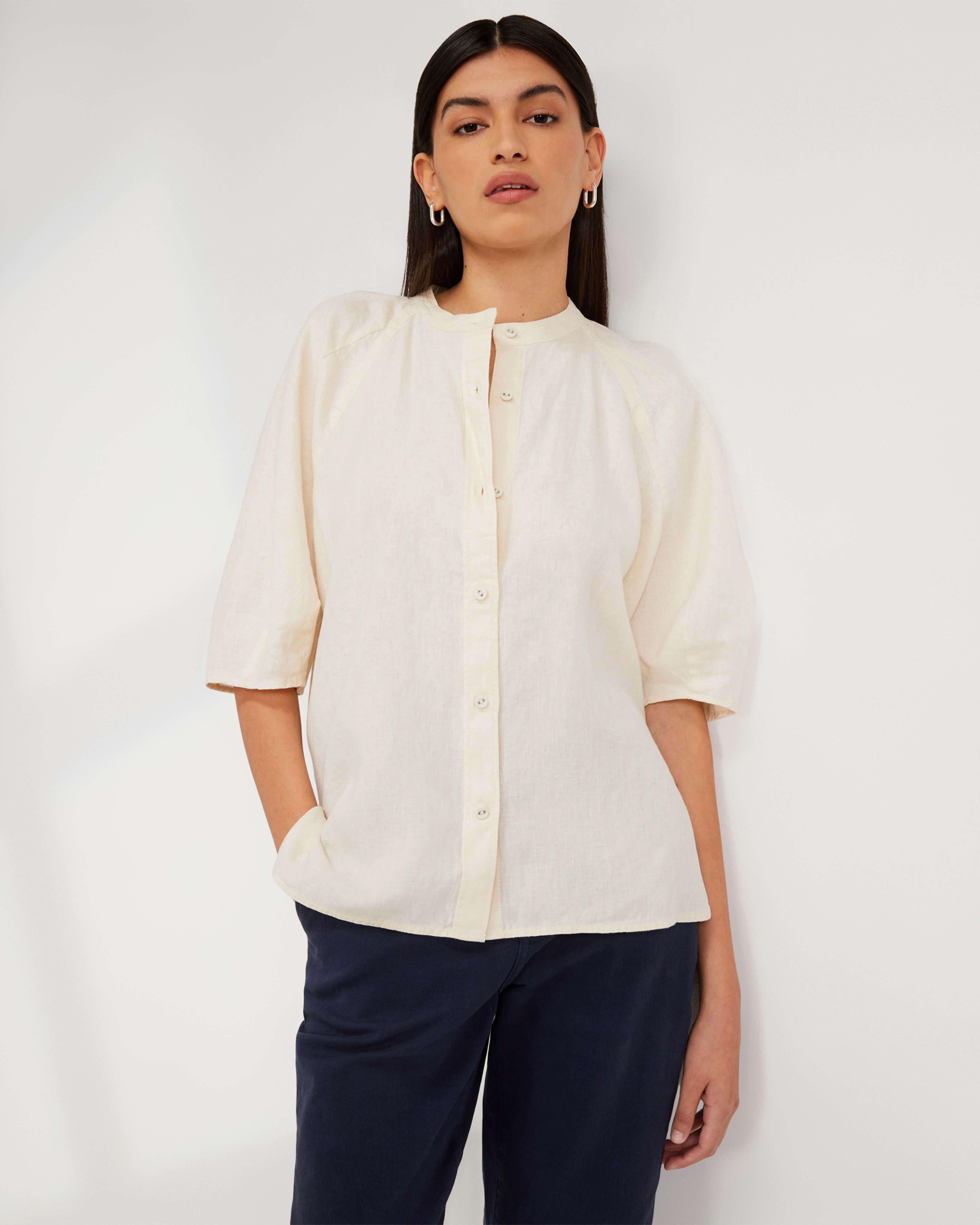 Linen Scalloped Puff Shirt