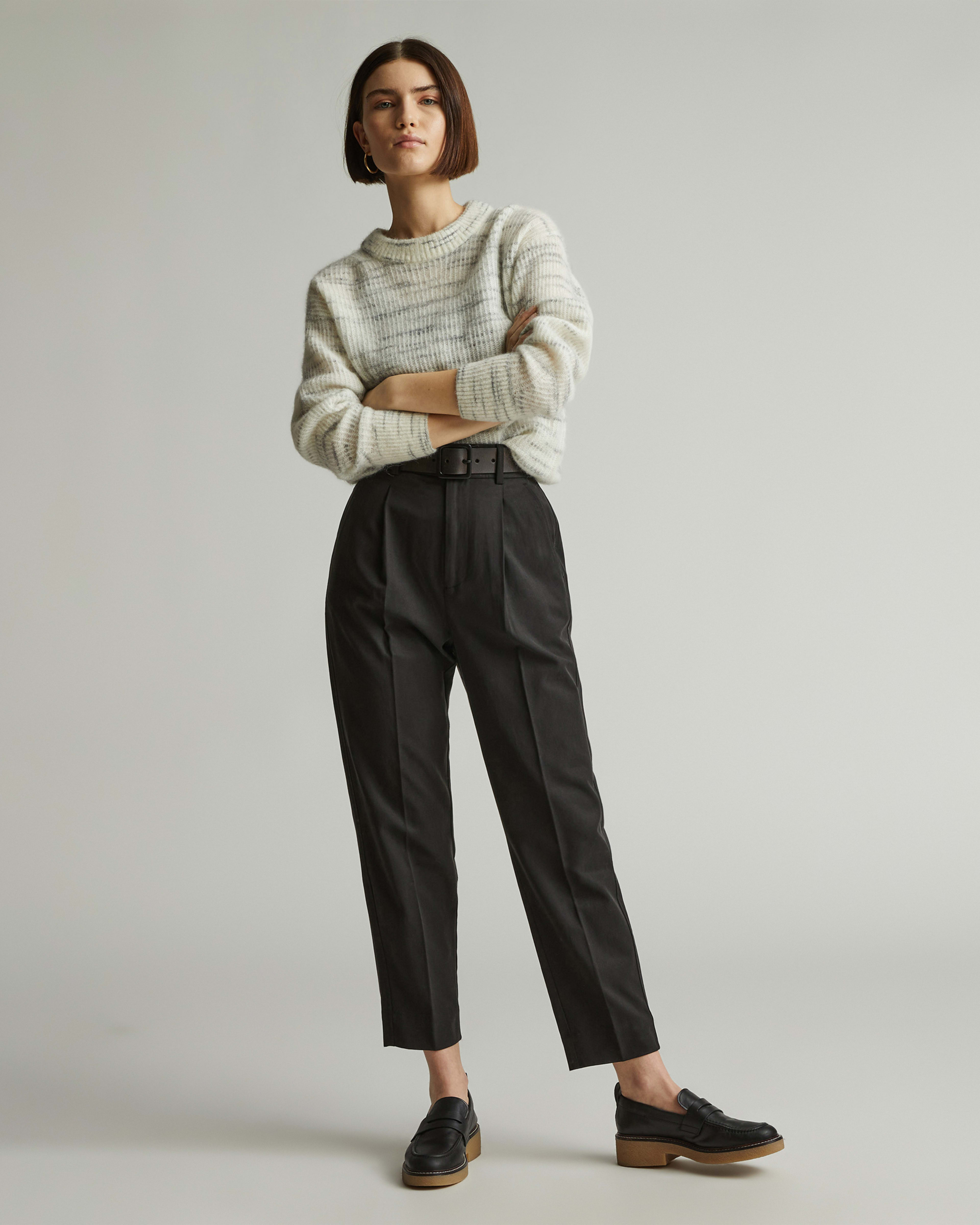 Women's High Waisted Pleated Pants Casual Work Tapered Ankle Cropped Trouser  with Pockets, Khaki, Medium : : Clothing, Shoes & Accessories