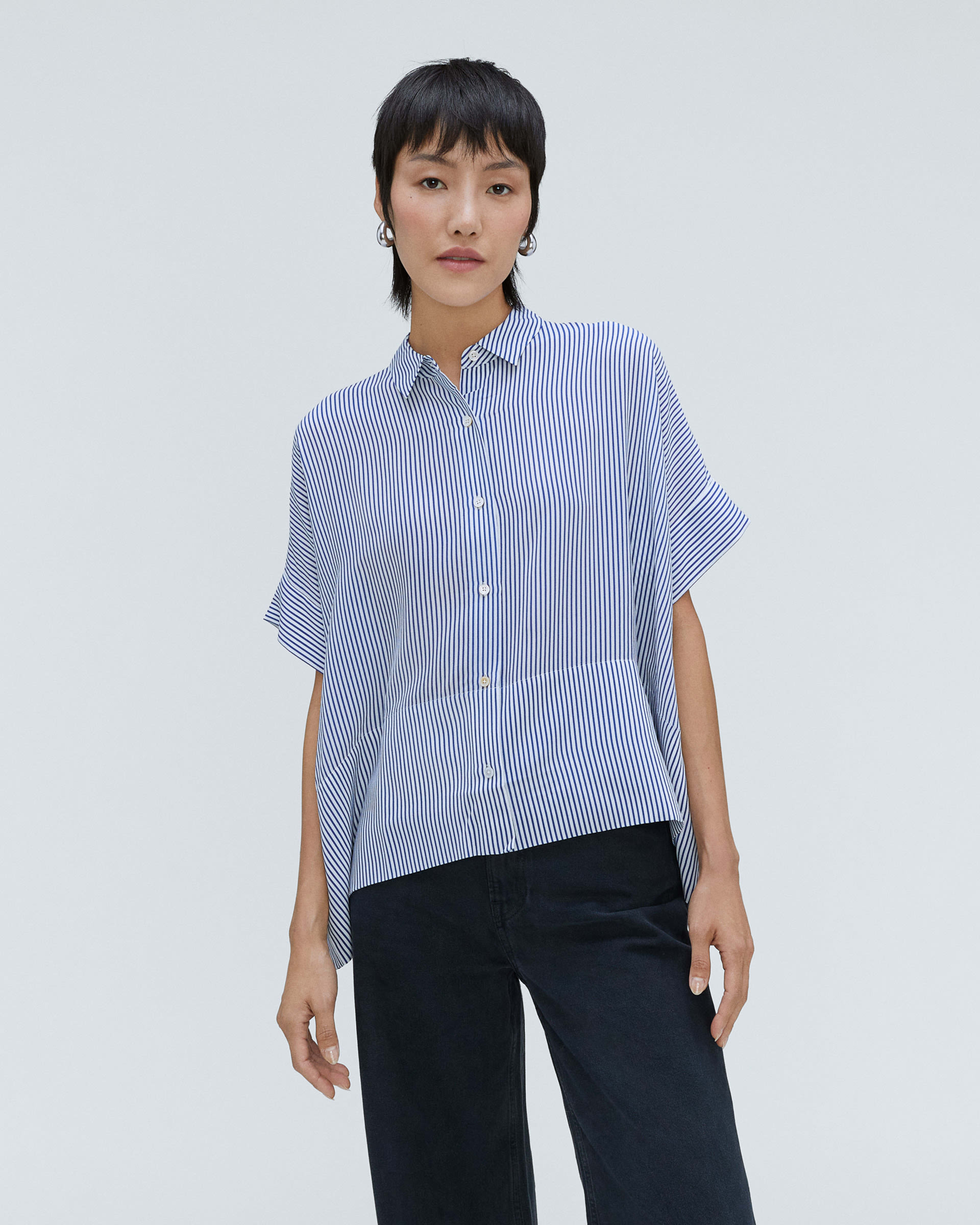 The Clean Silk Short-Sleeve Square Shirt Blue / White – Everlane