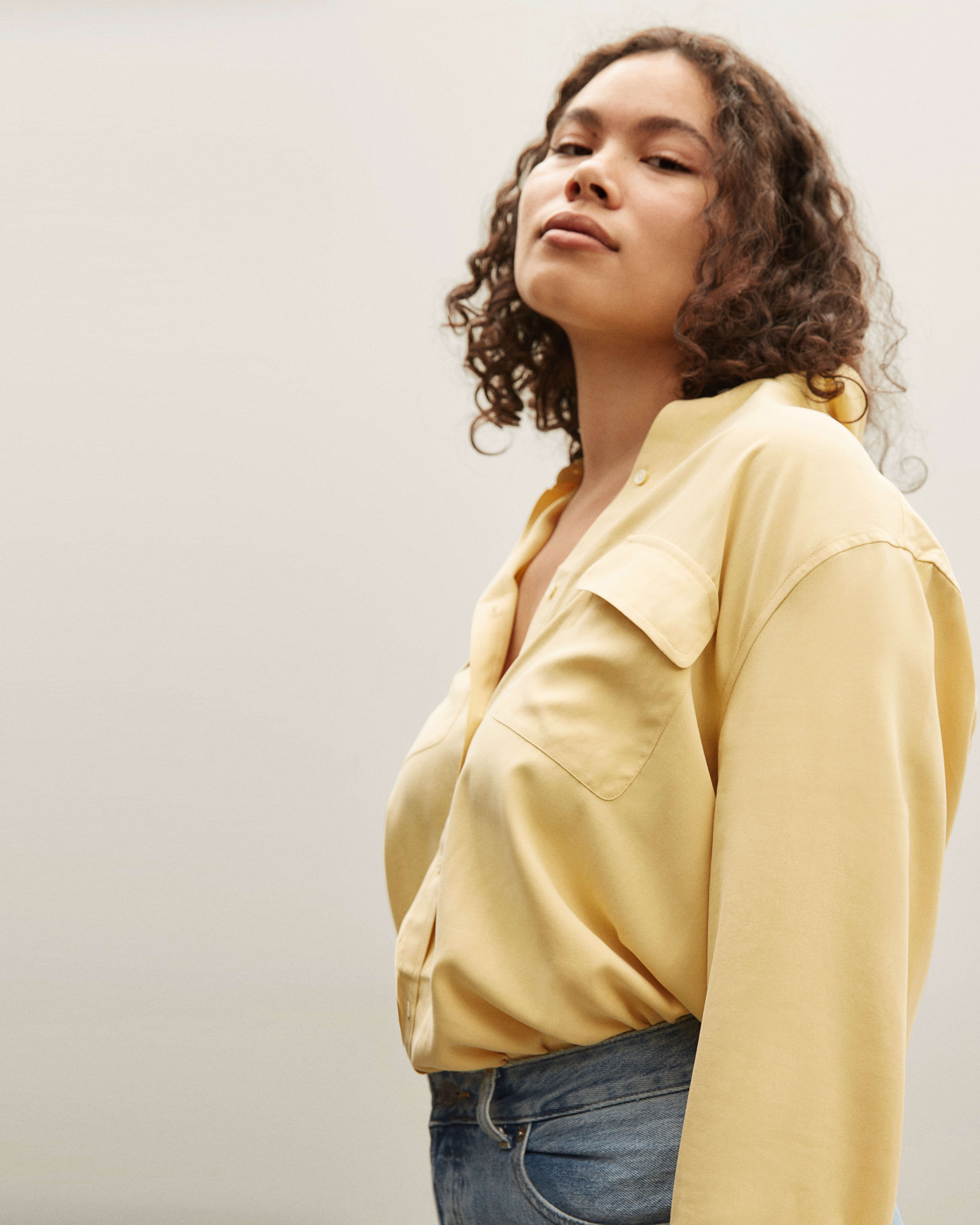 The Washable Silk Relaxed Shirt Buttercream – Everlane
