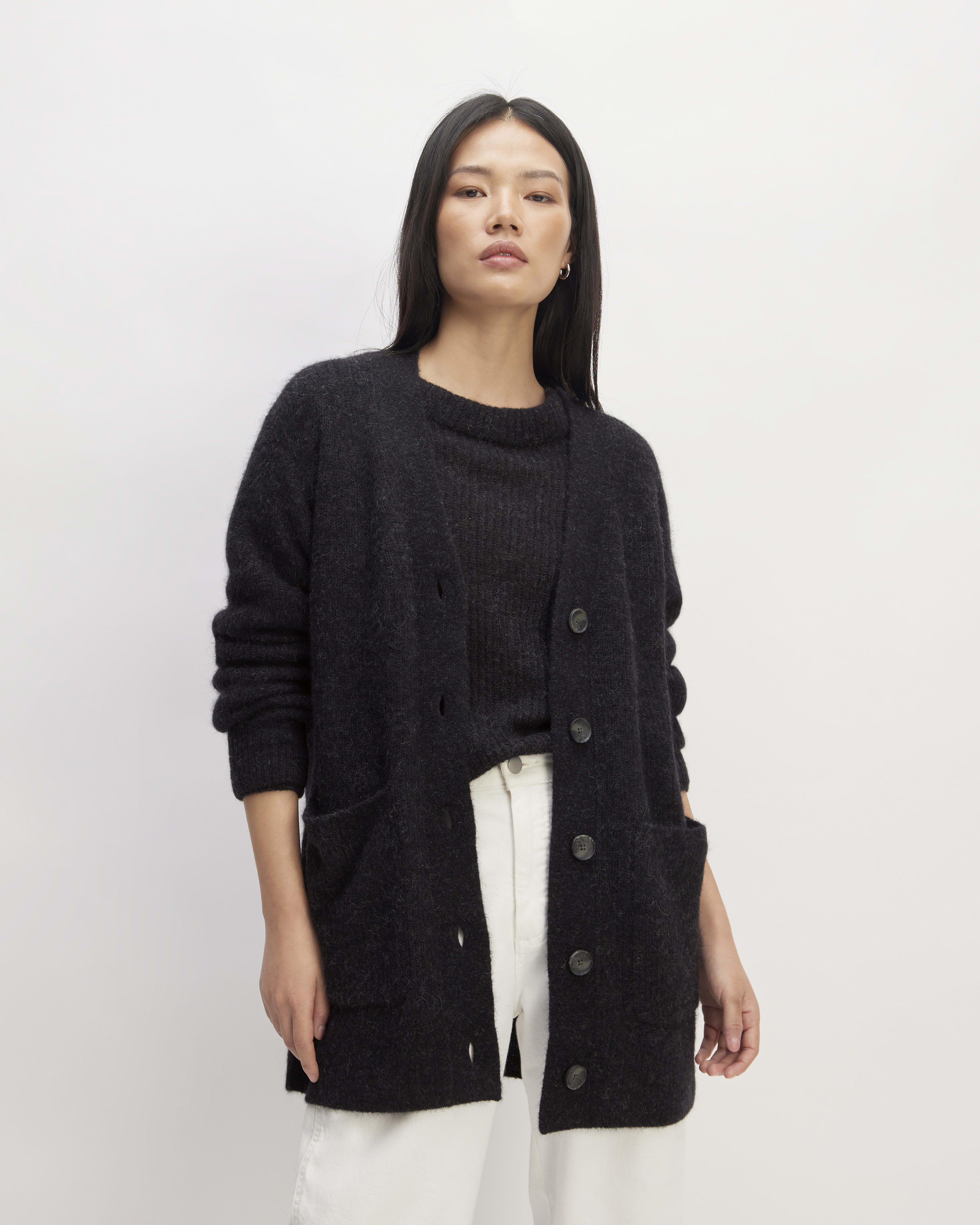 The Oversized Alpaca Pocket Cardigan Heathered Stone – Everlane