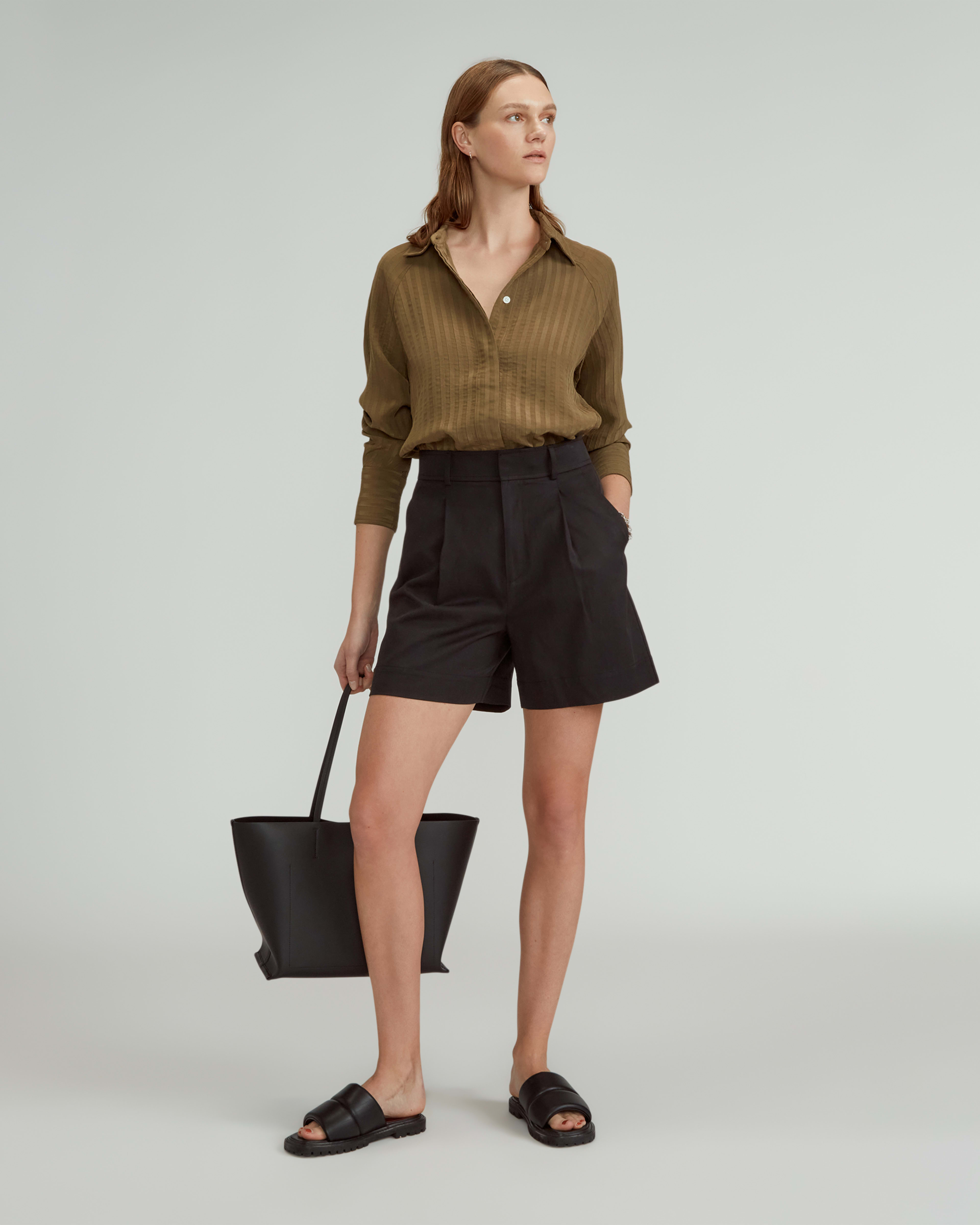 Everlane bike shorts sale