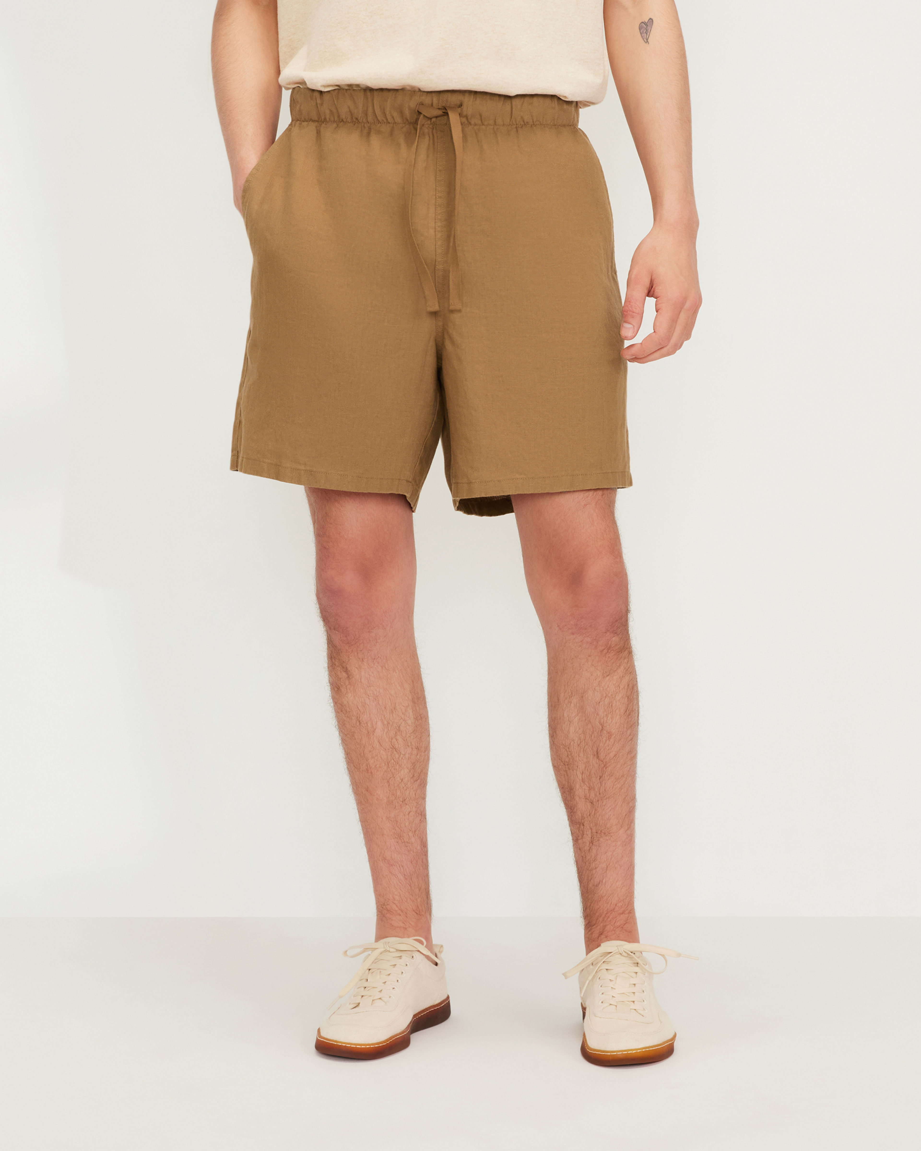 The Linen Easy Short Toasted Coconut – Everlane