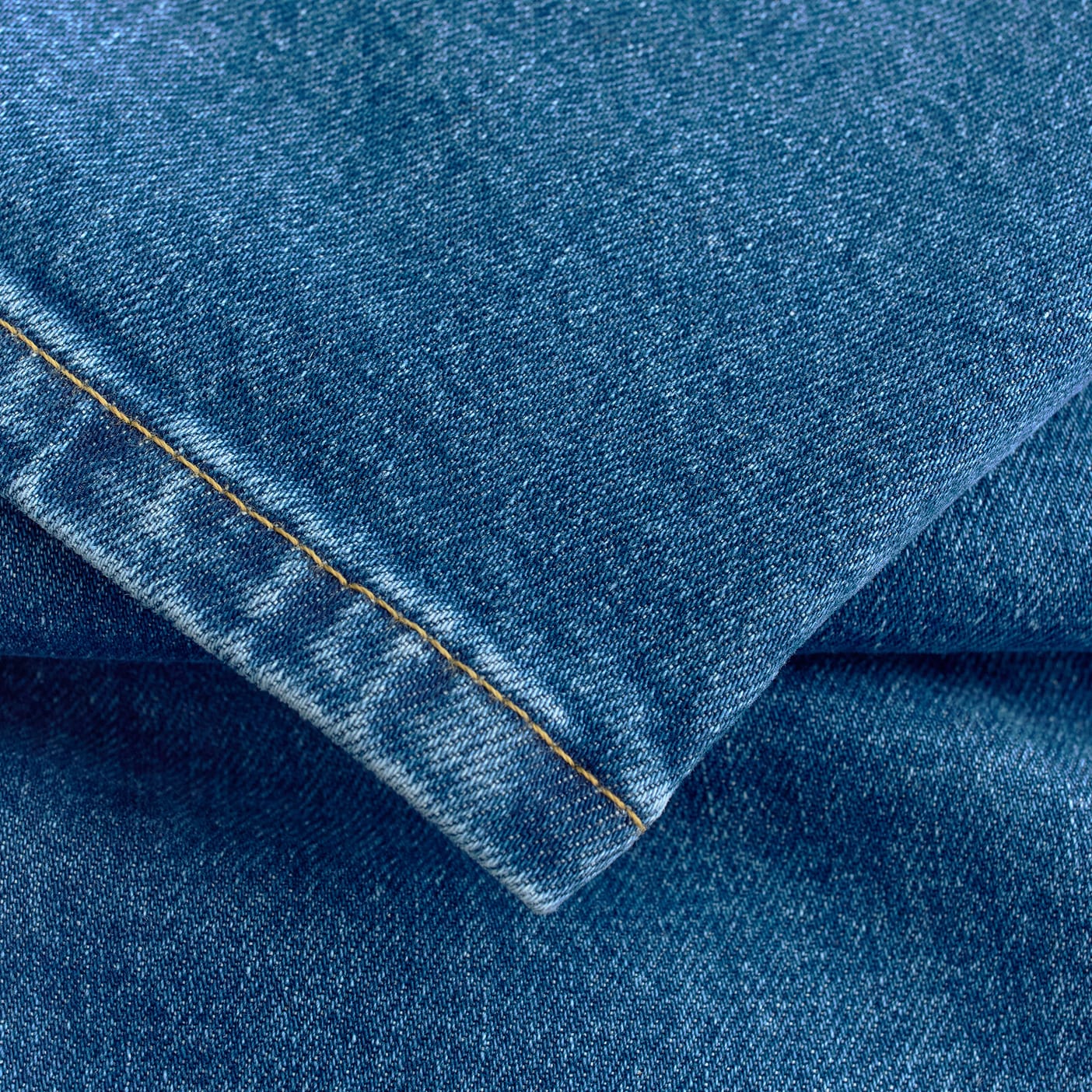 Everlane pic description