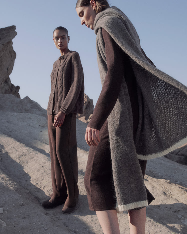 Everlane pic description