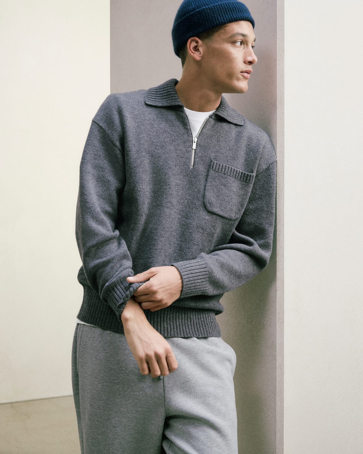 Everlane pic description