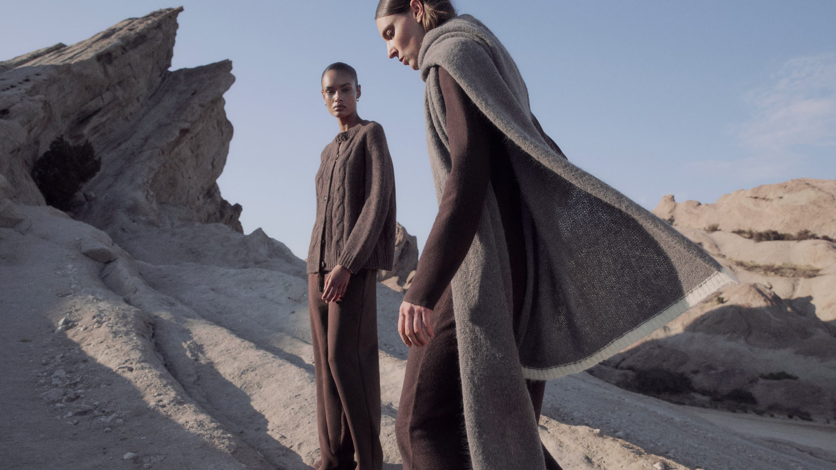 Everlane pic description