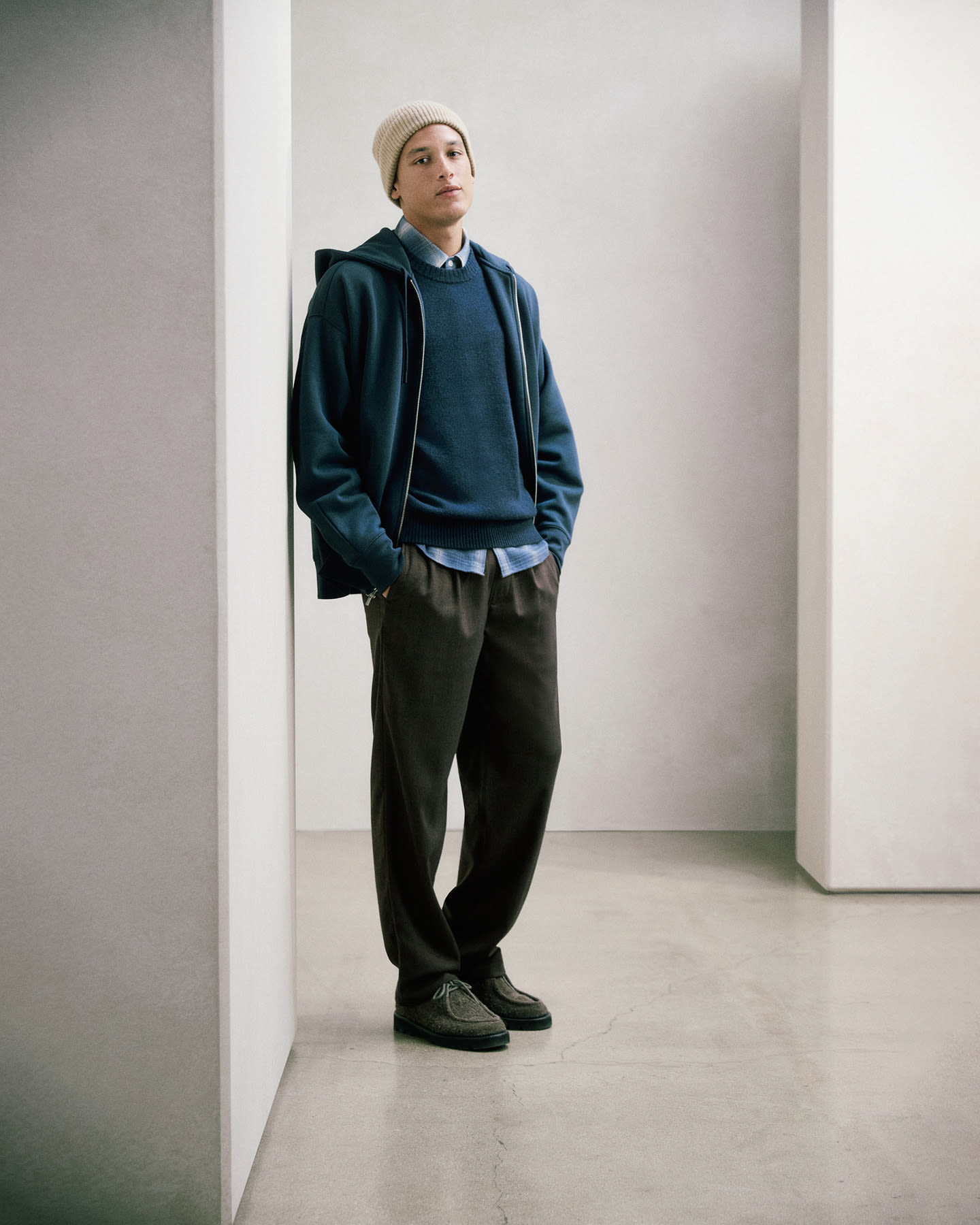 Everlane pic description