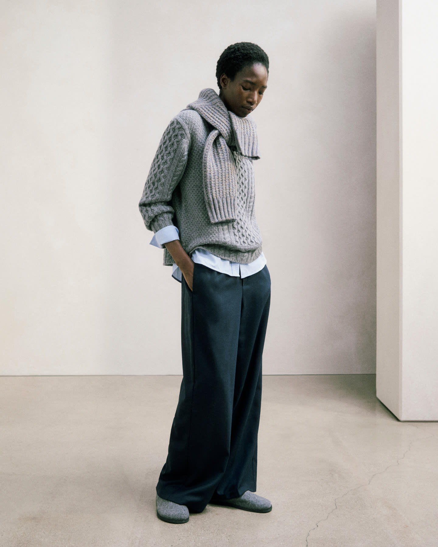 Everlane pic description