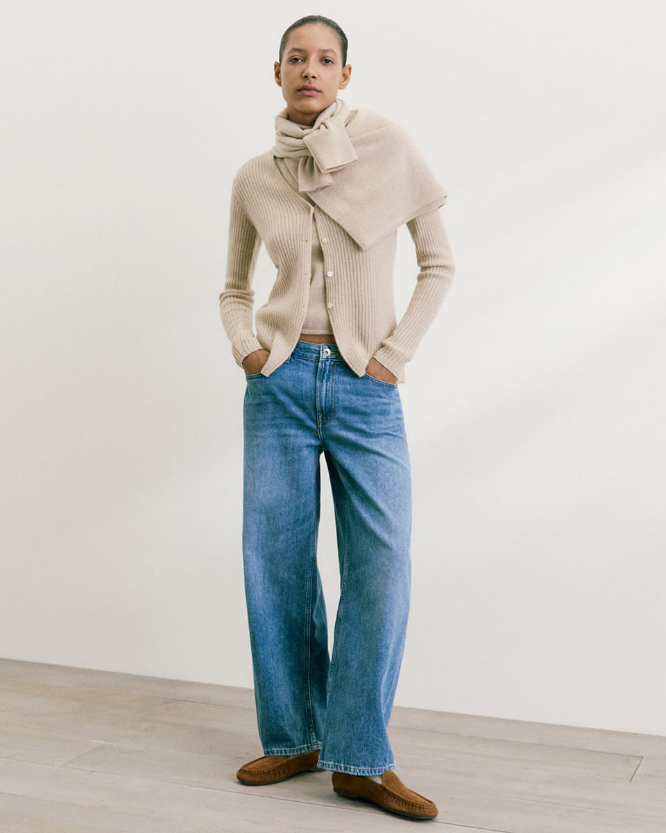Everlane pic description