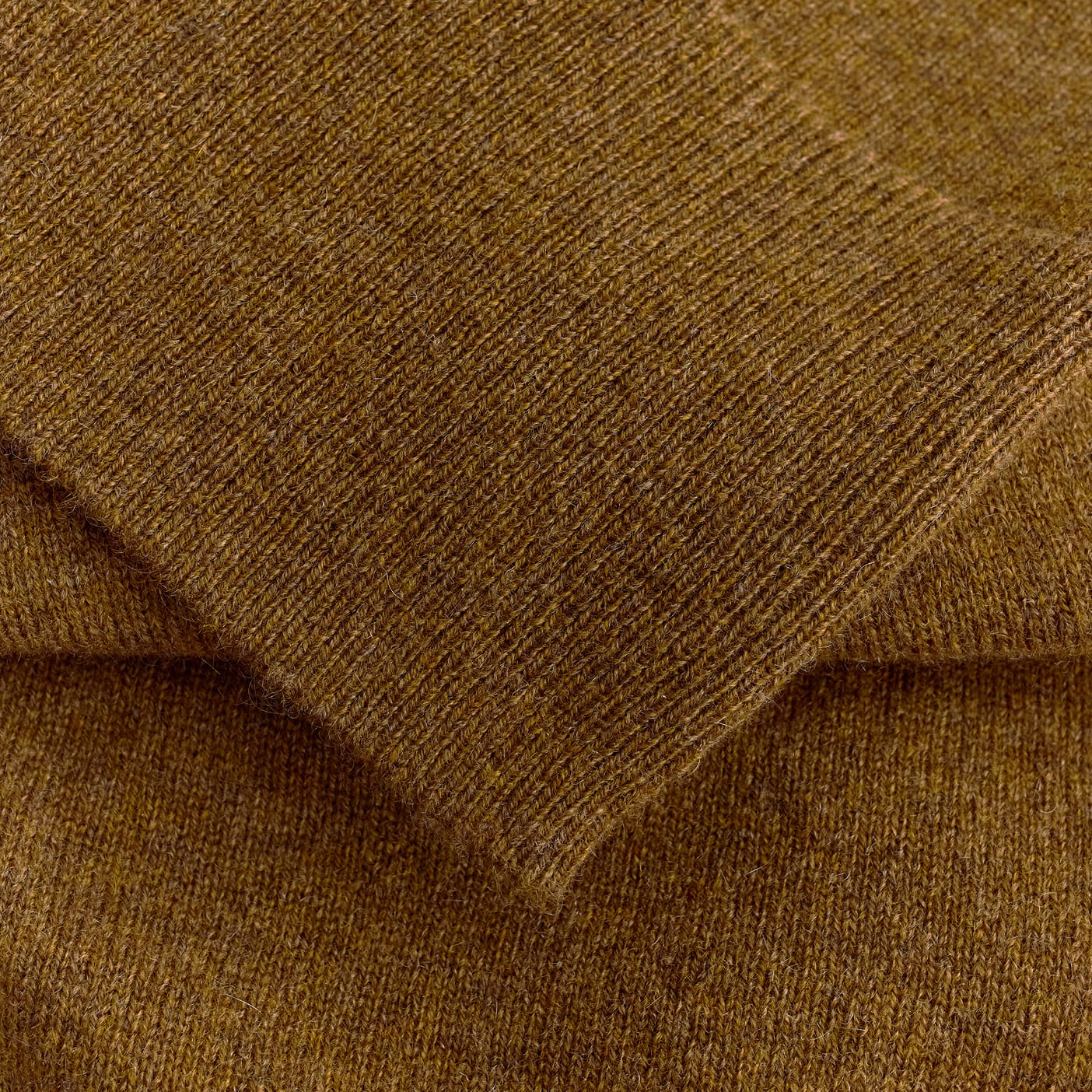 Everlane pic description