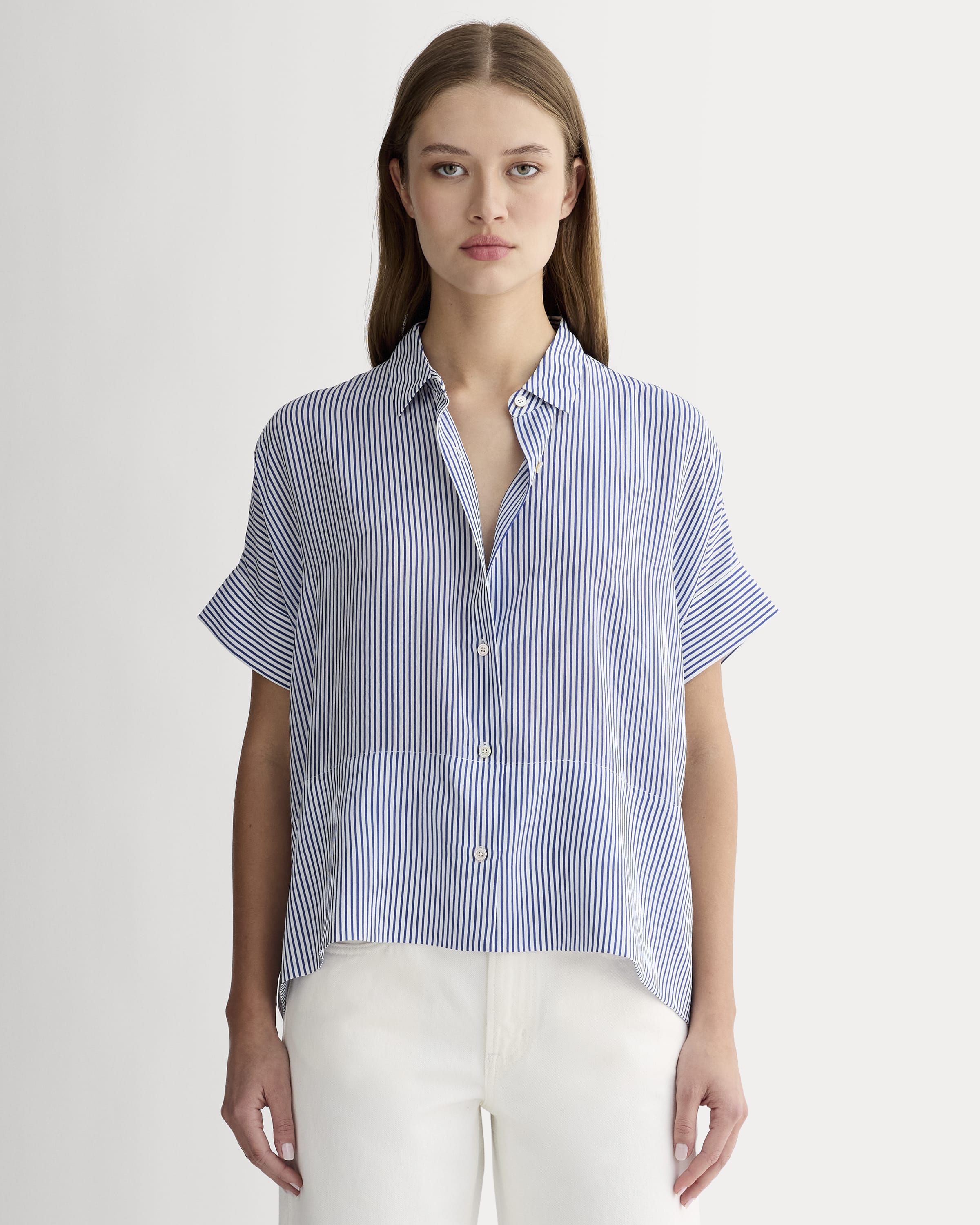 The Boxy Shirt in Washable Silk Blue / White – Everlane