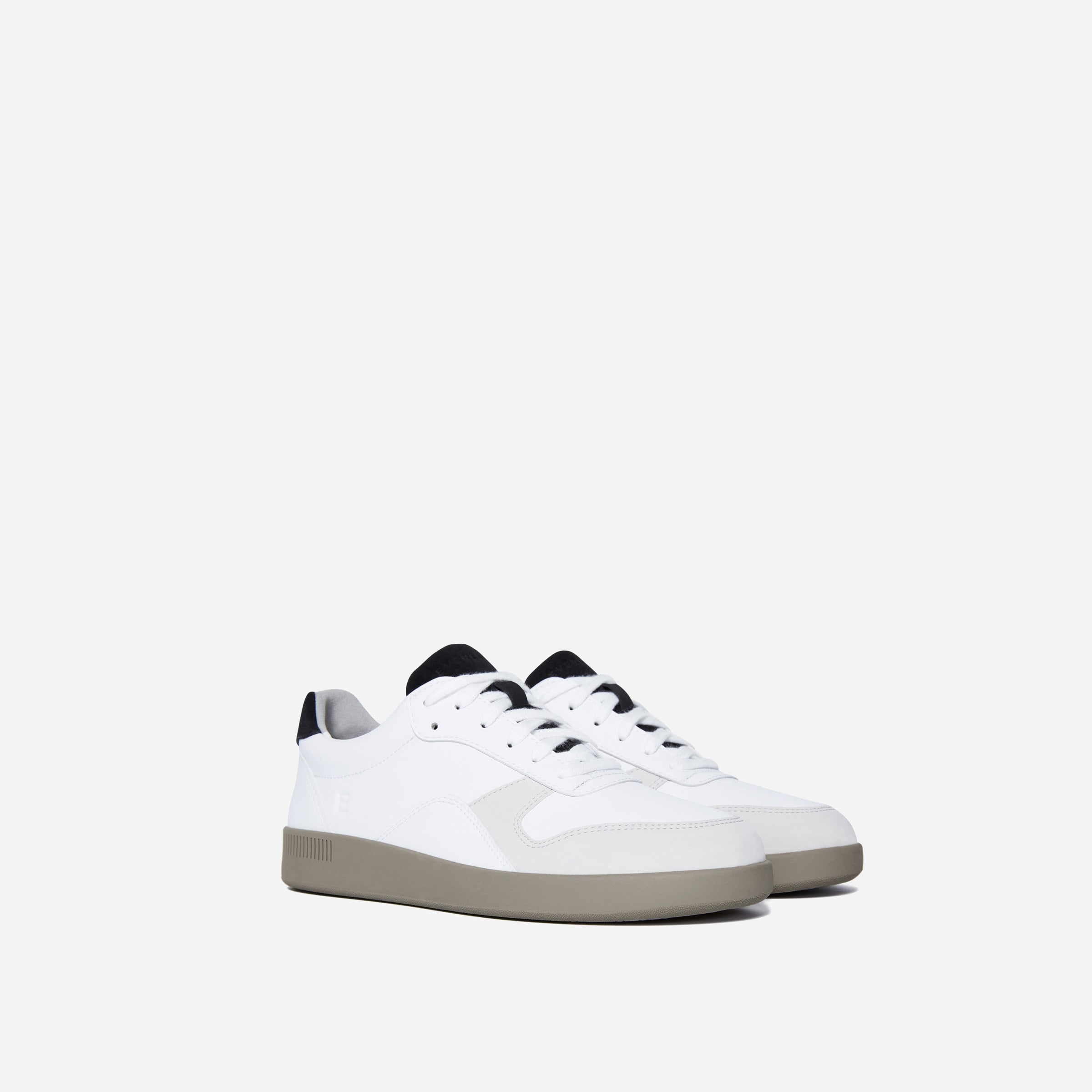 The ReLeather® Court Sneaker White / Smoke – Everlane